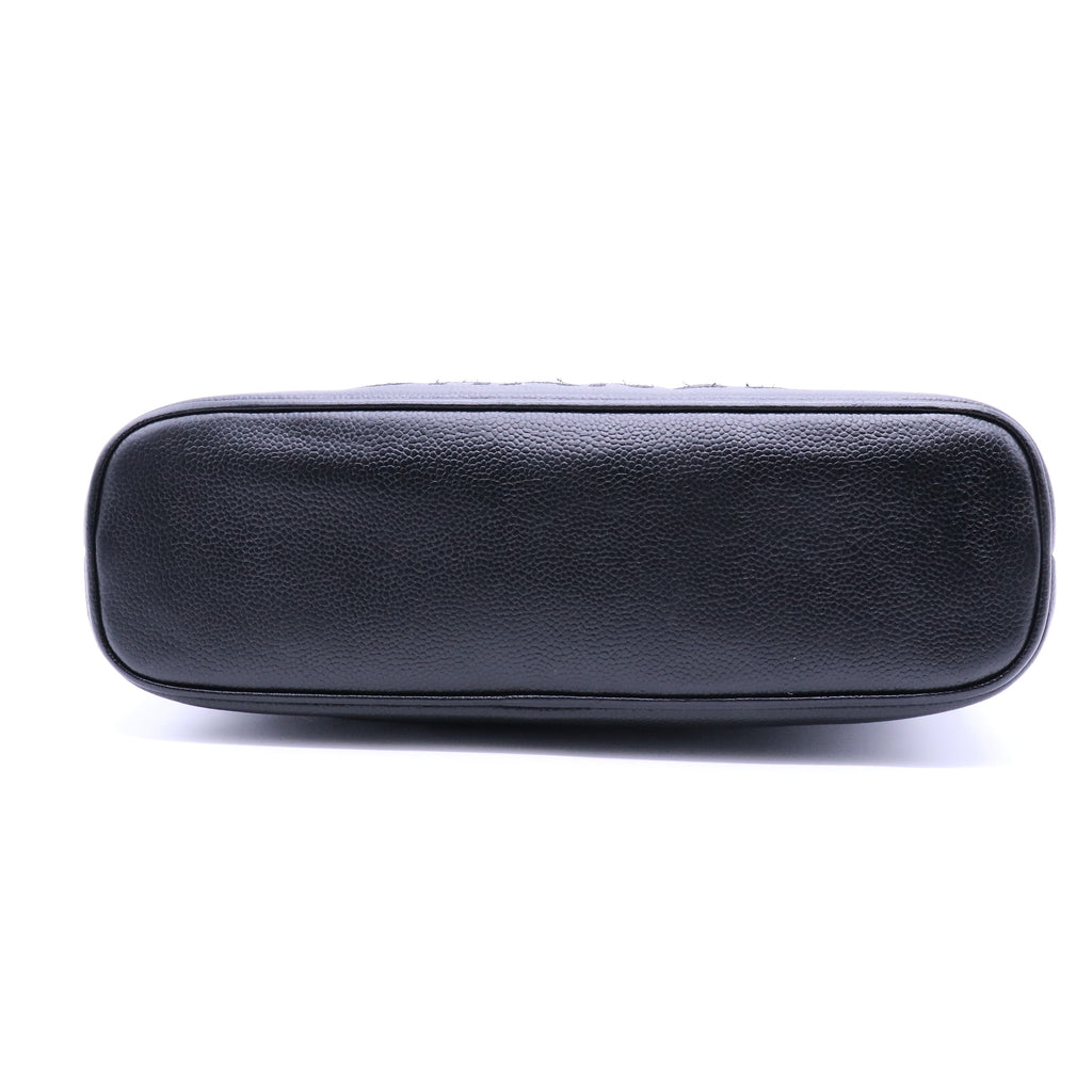 Vintage Logo Chain Tote Caviar Large