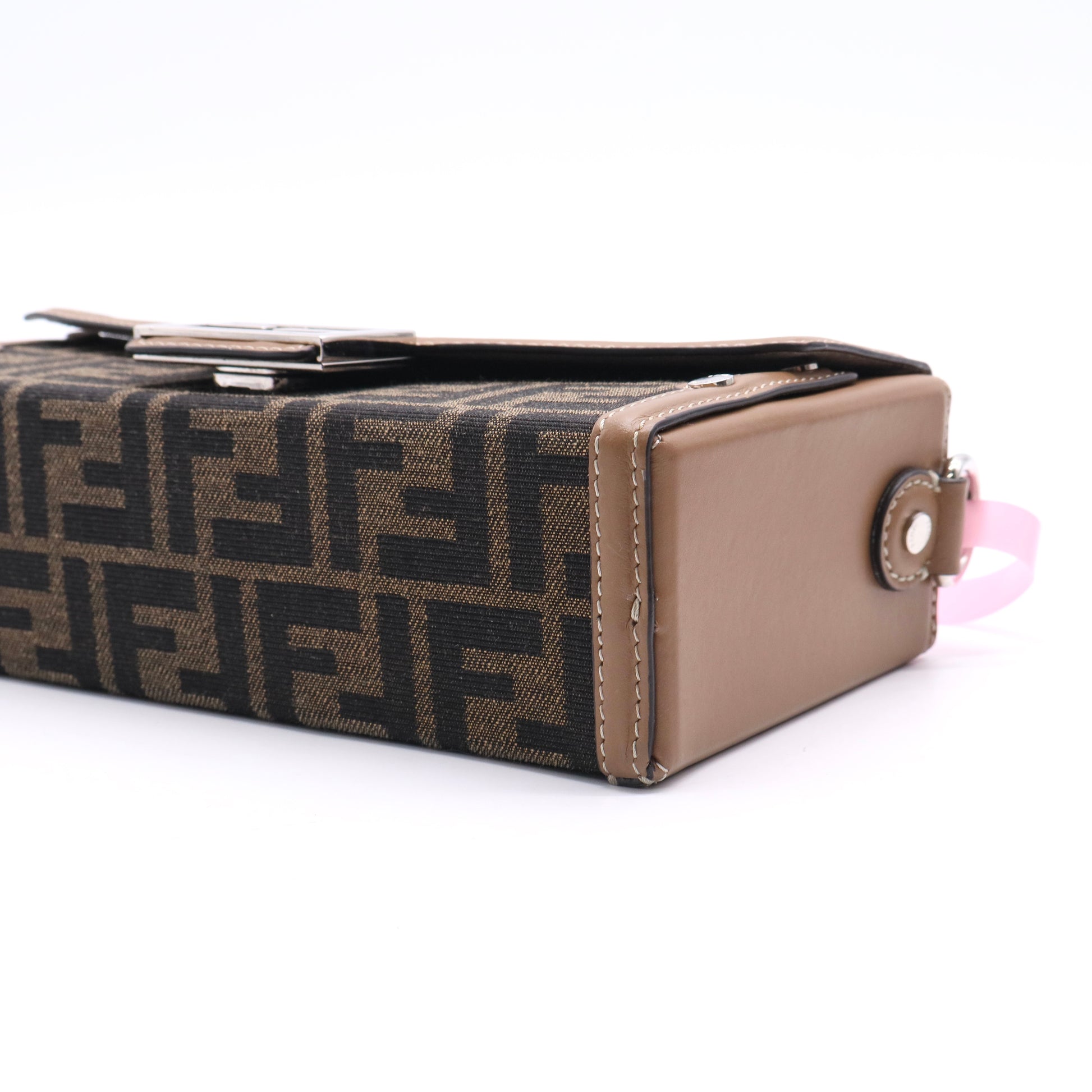 Fendi Recycled Fabric Jacquard Vitello King FF 1974 Baguette Soft Trunk Phone Pouch Tobacco Moro Sand Twins LDJ2681