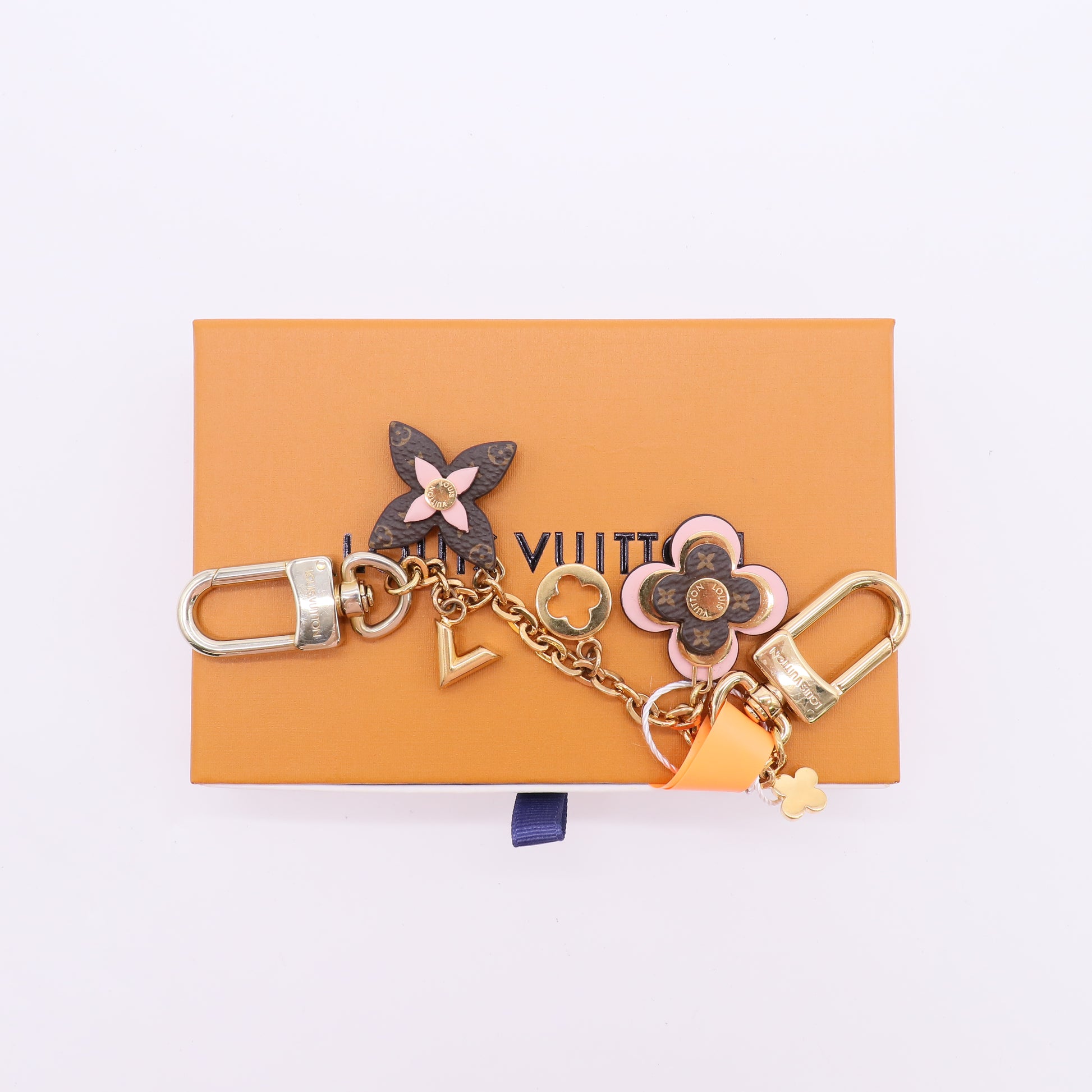 Louis Vuitton Pink Leather Blooming Flowers Charm Twins LDZ256