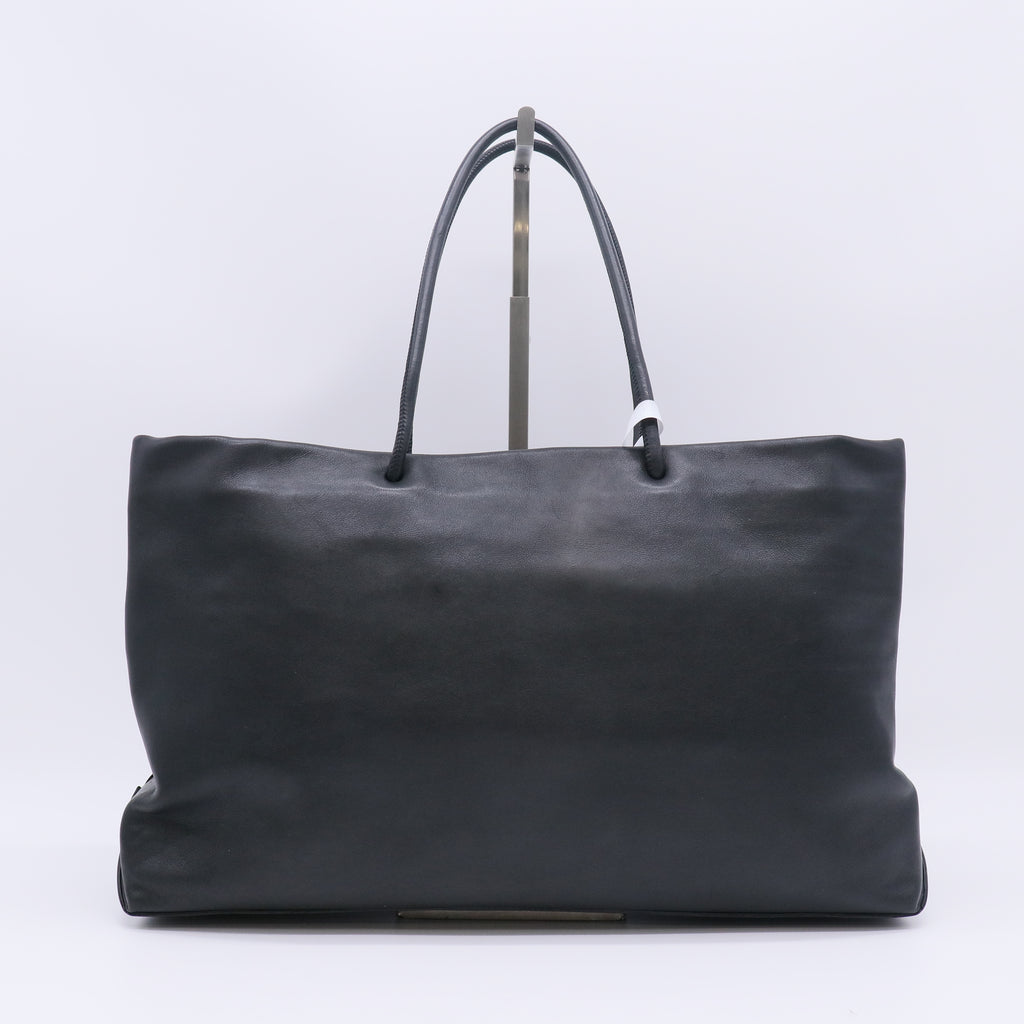 Chanel Essential 31 Rue Cambon Shopping Tote Leather Medium twins B23851
