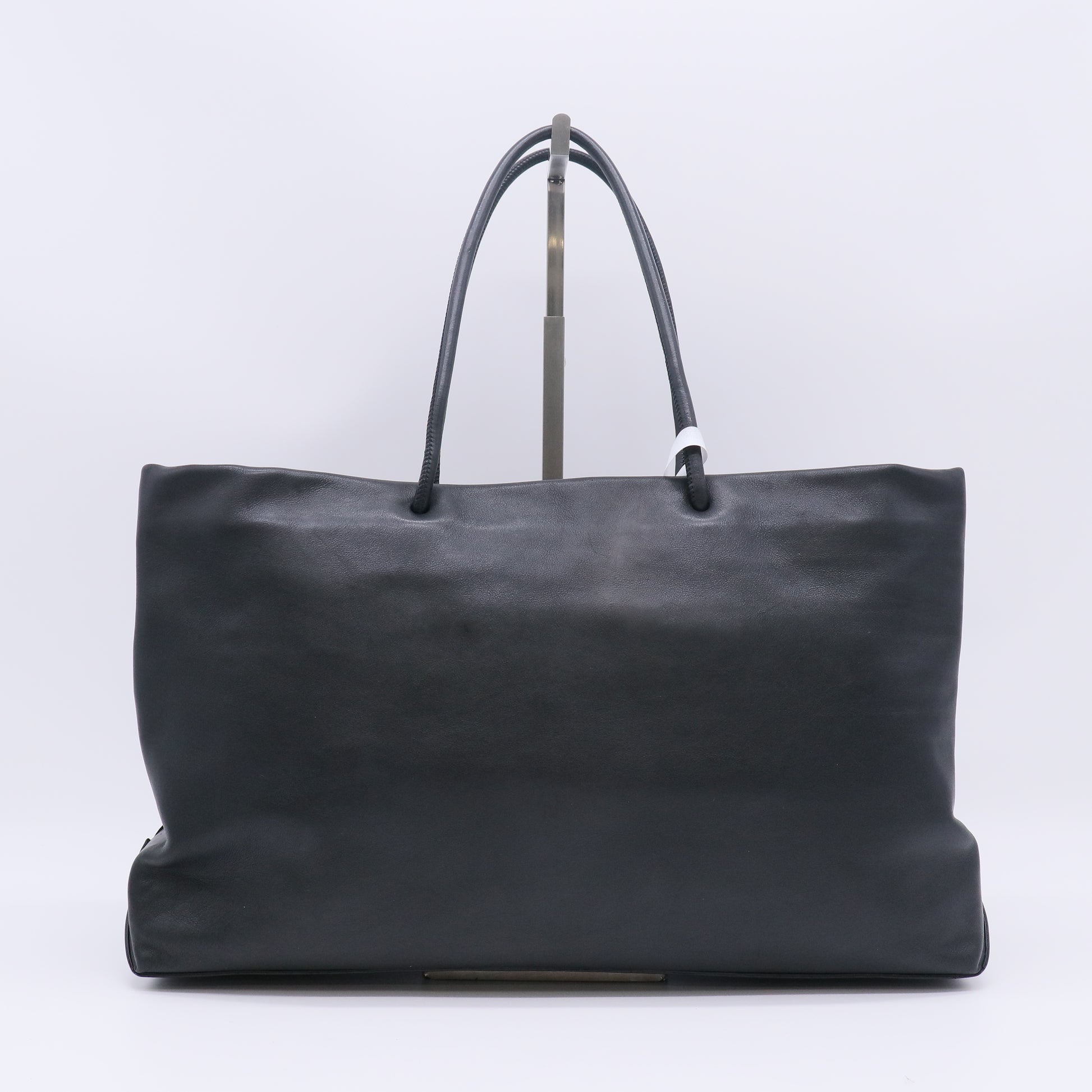 Chanel Essential 31 Rue Cambon Shopping Tote Leather Medium twins B23851