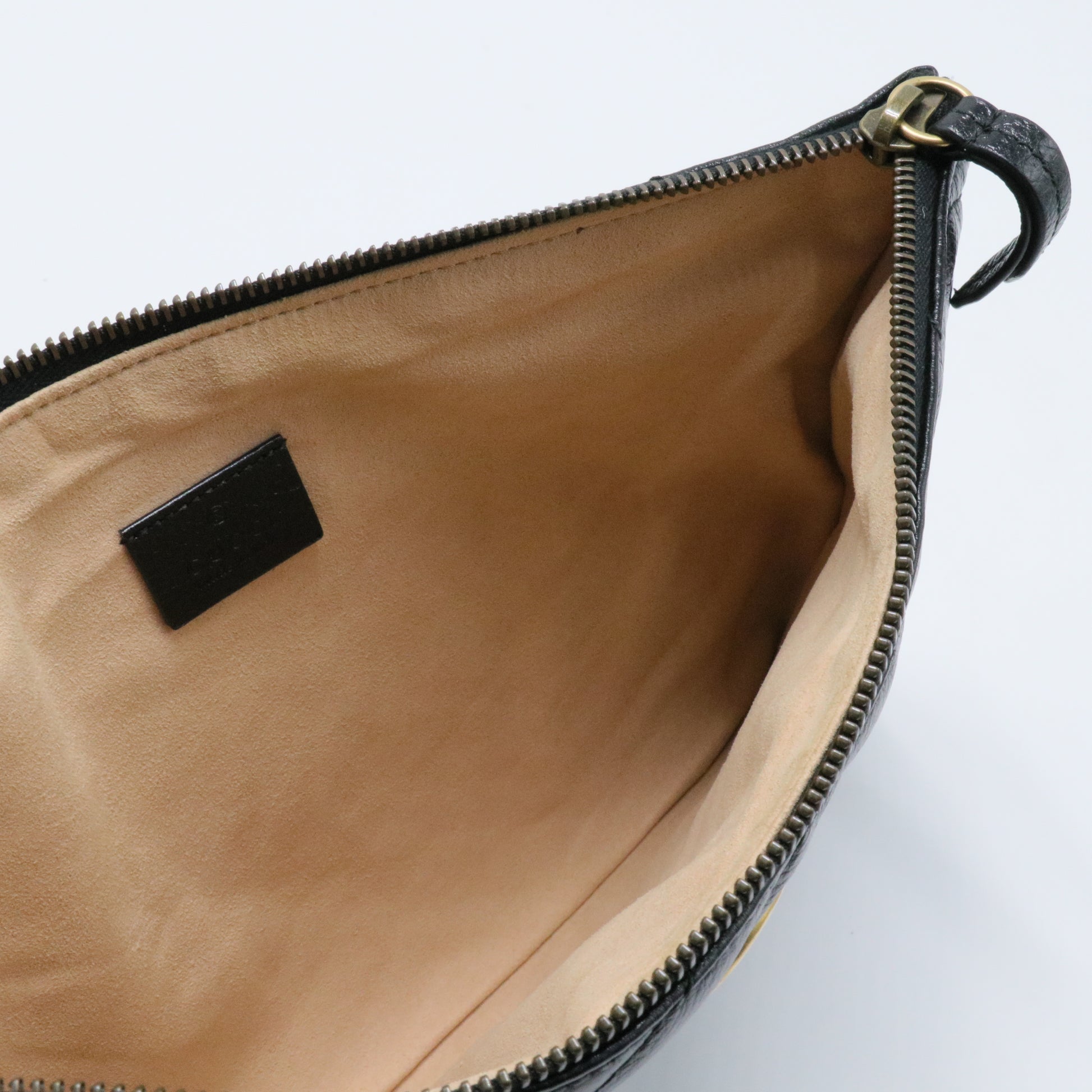 GG Marmont Clutch Matelasse Leather