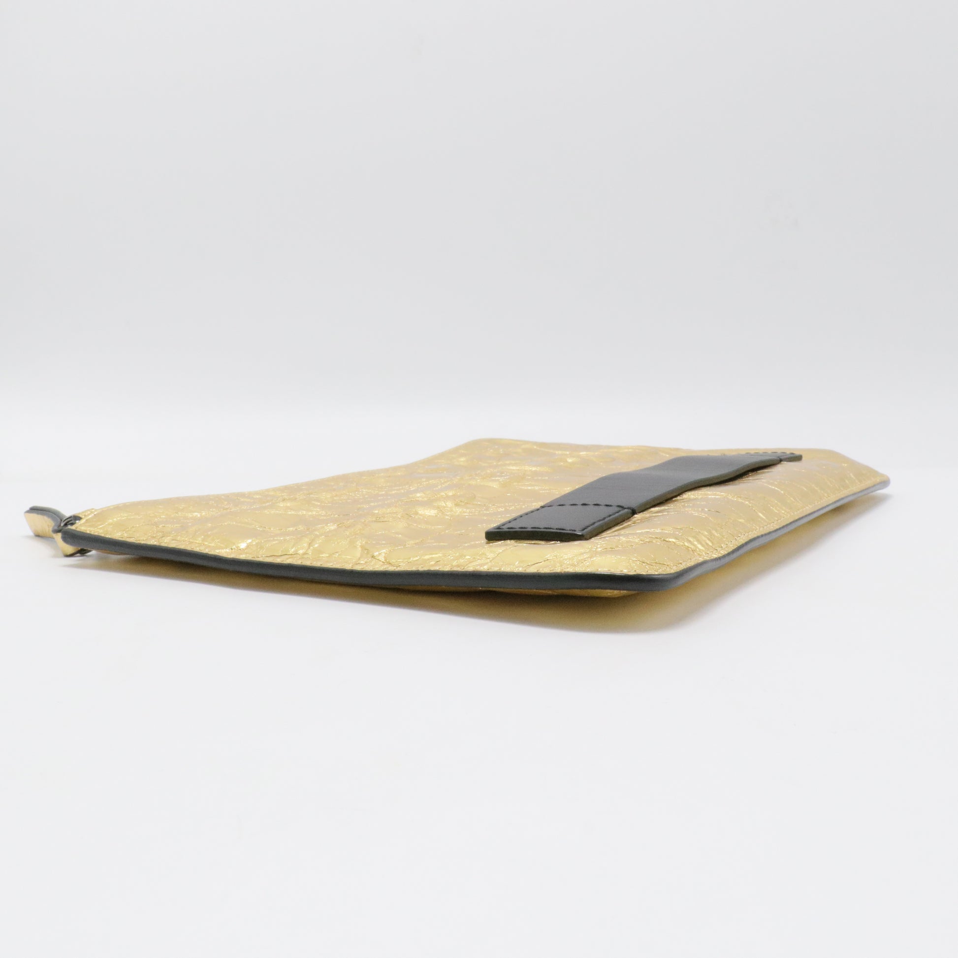 Feministe Mais Feminine Clutch