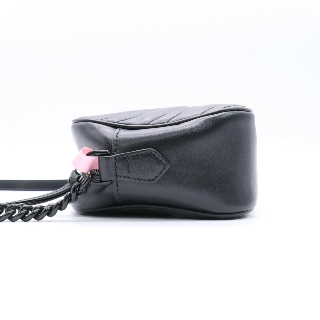 Calfskin Matelasse Monochrome Small GG Marmont Chain Shoulder Bag Black twins