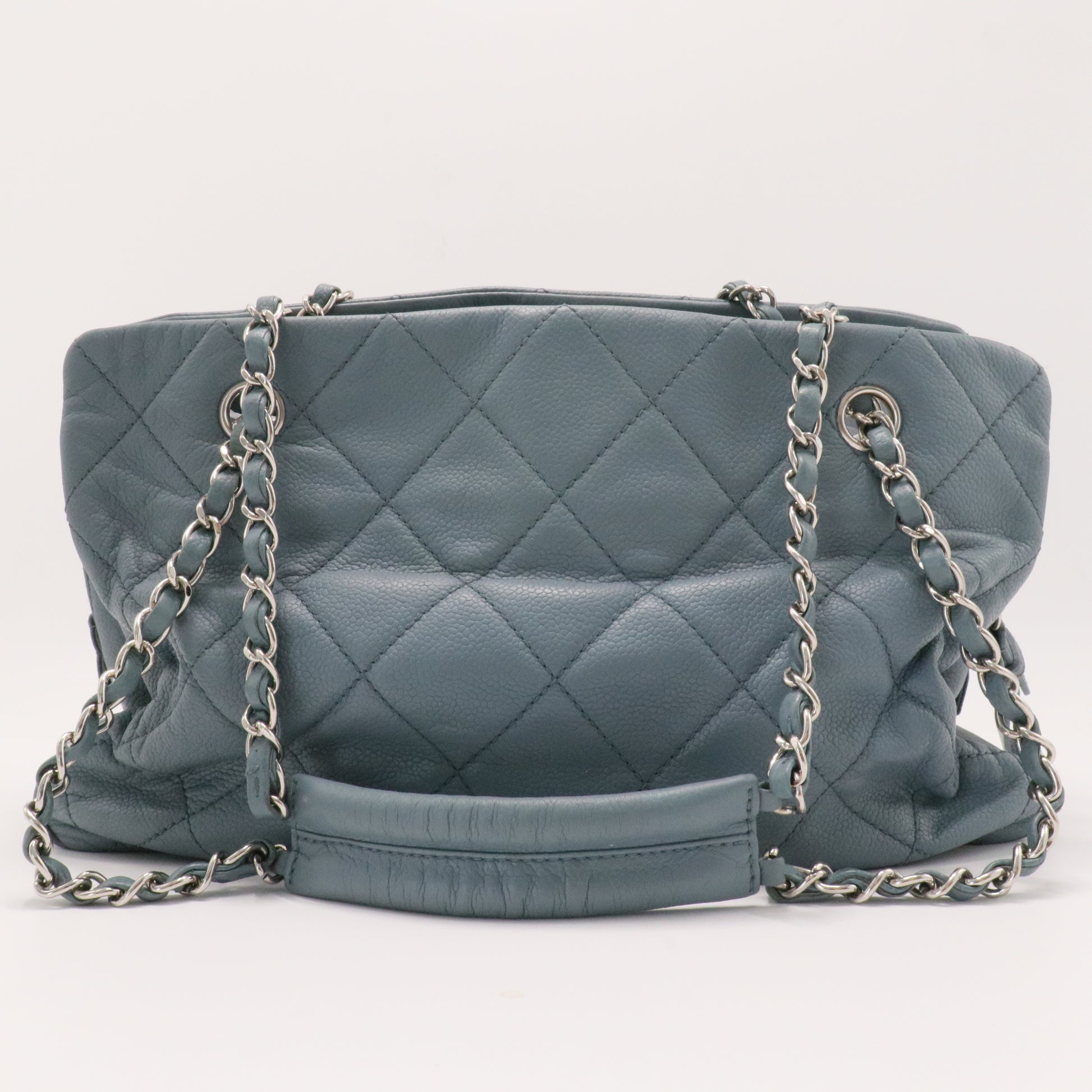Grand Shopping Tote Quilted Caviar