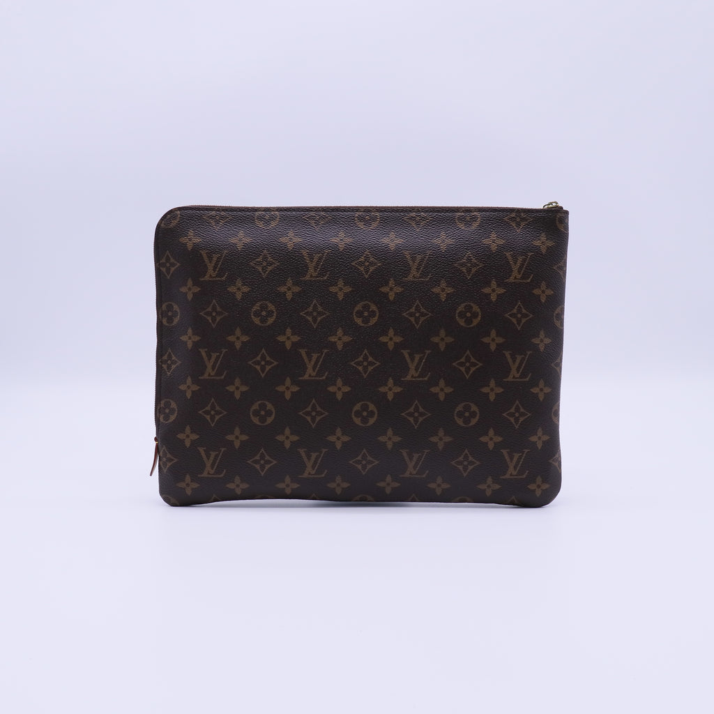 Louis Vuitton Monogram Etui Voyage MM clutch bag twins W21393