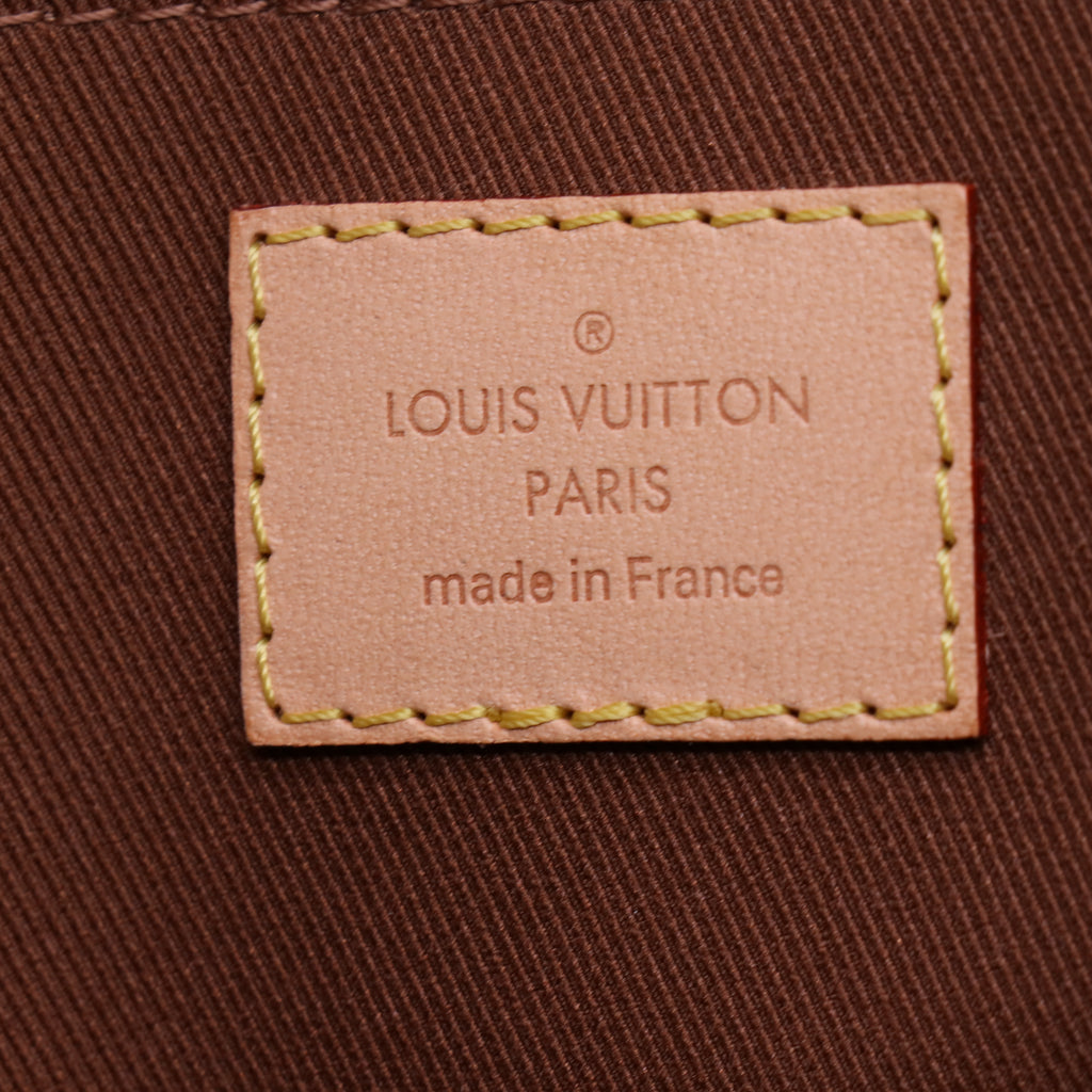 Louis Vuitton Monogram Etui Voyage MM clutch bag twins W21393