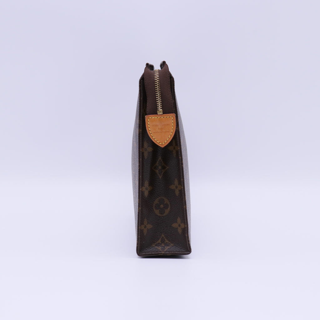 Louis Vuitton Monogram Toiletry Pouch twins B22031