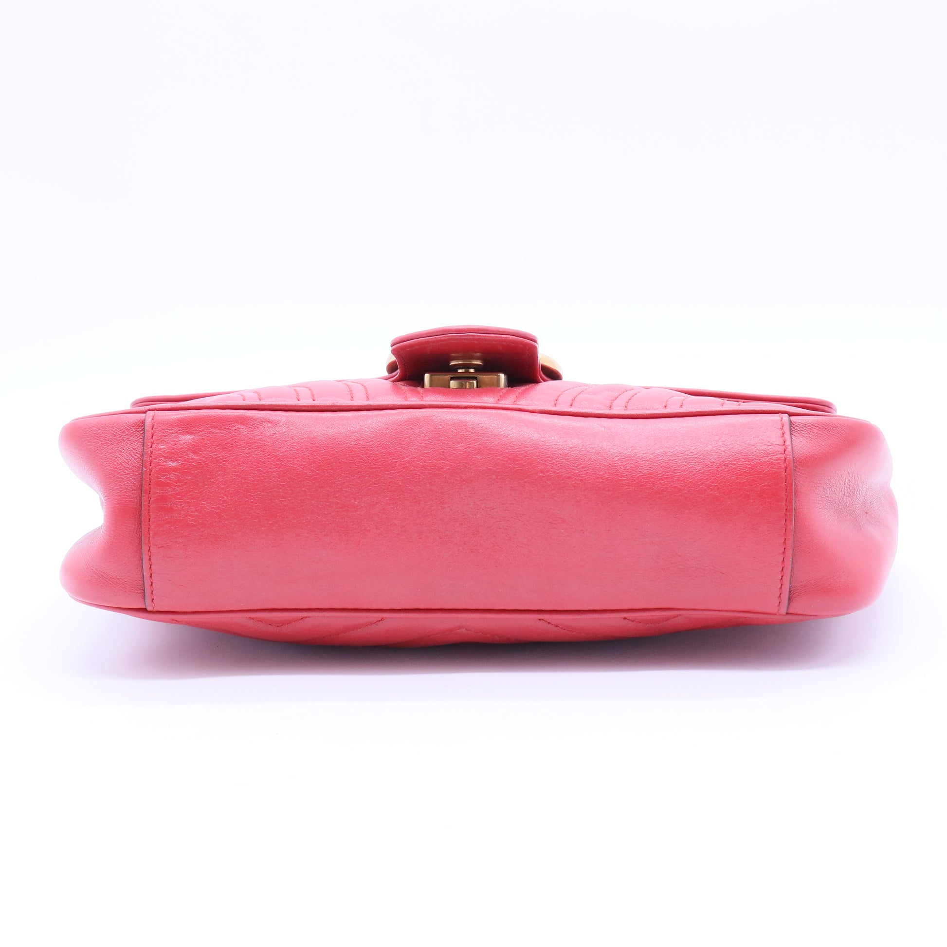 Red Leather GG Marmont Matelassé Shoulder Bag Small