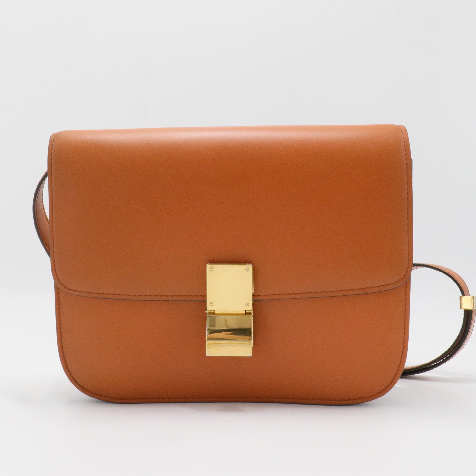 Classic Box Bag Smooth Leather Medium