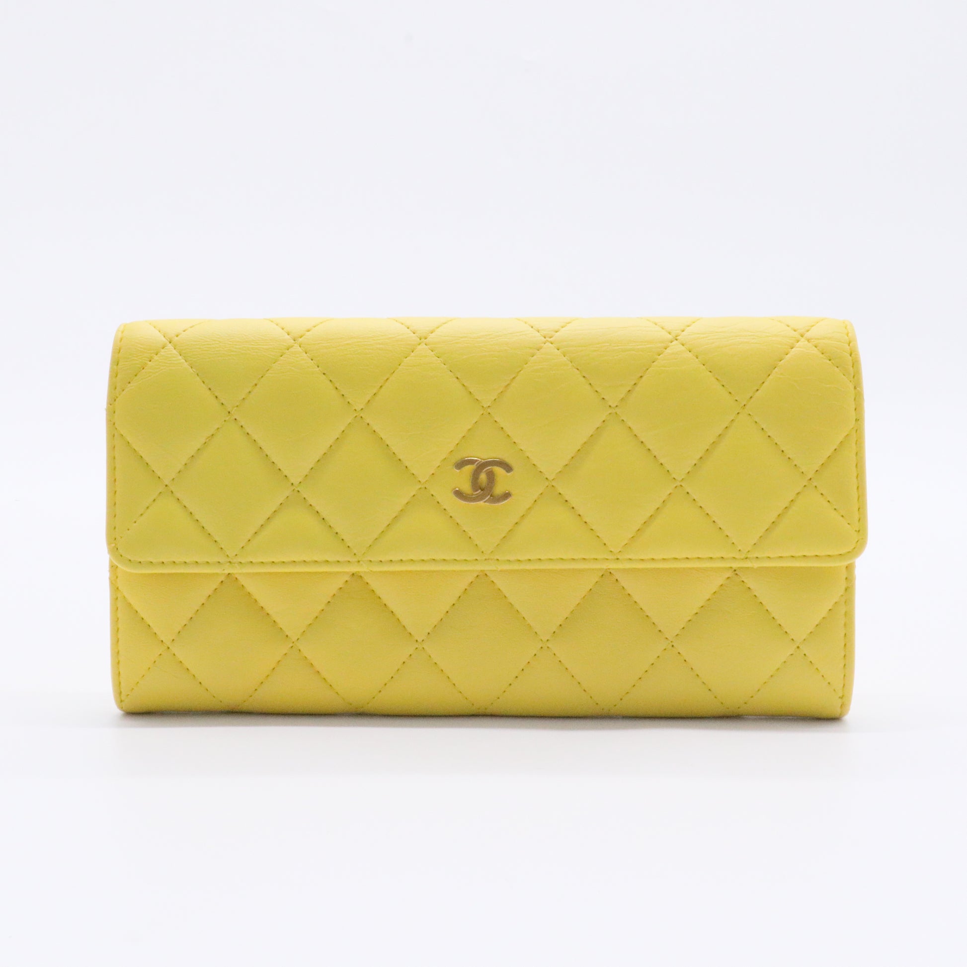 CC Gusset Flap Wallet Quilted Caviar Long
