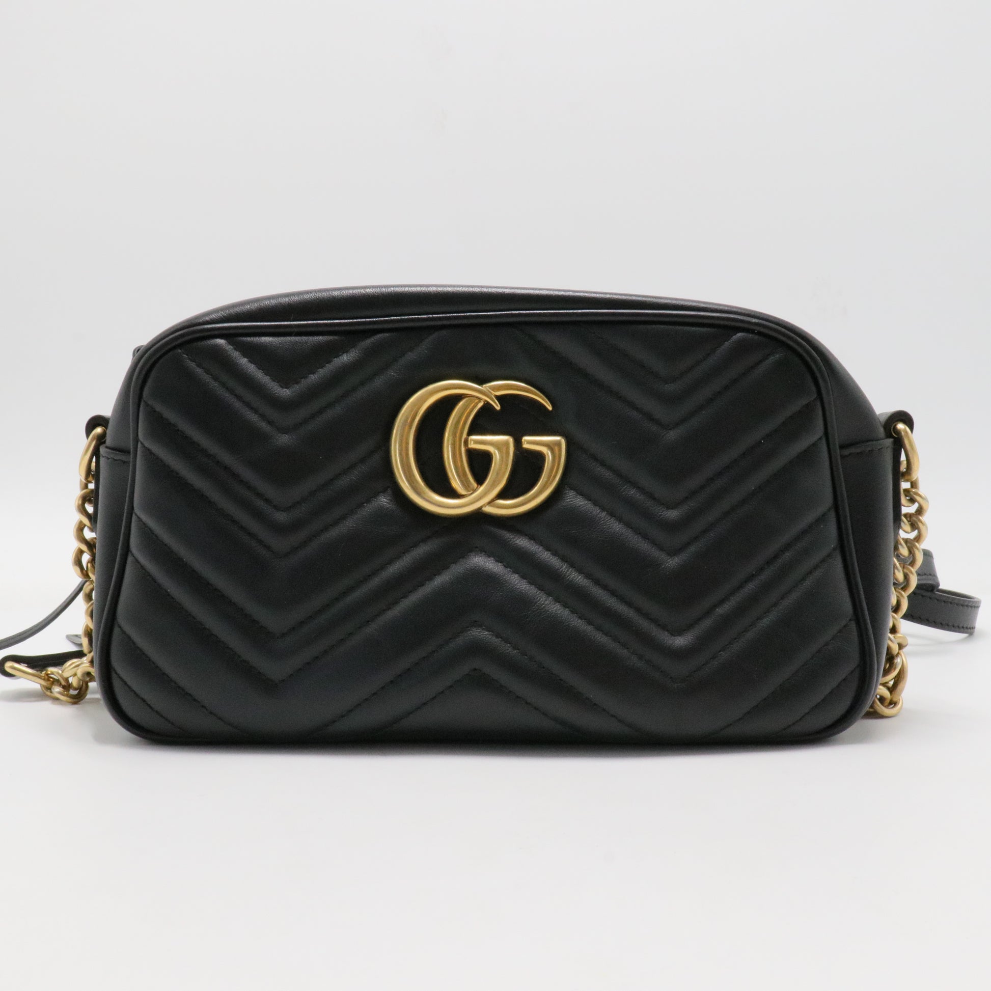 GG Marmont Shoulder Bag Matelasse Leather Small