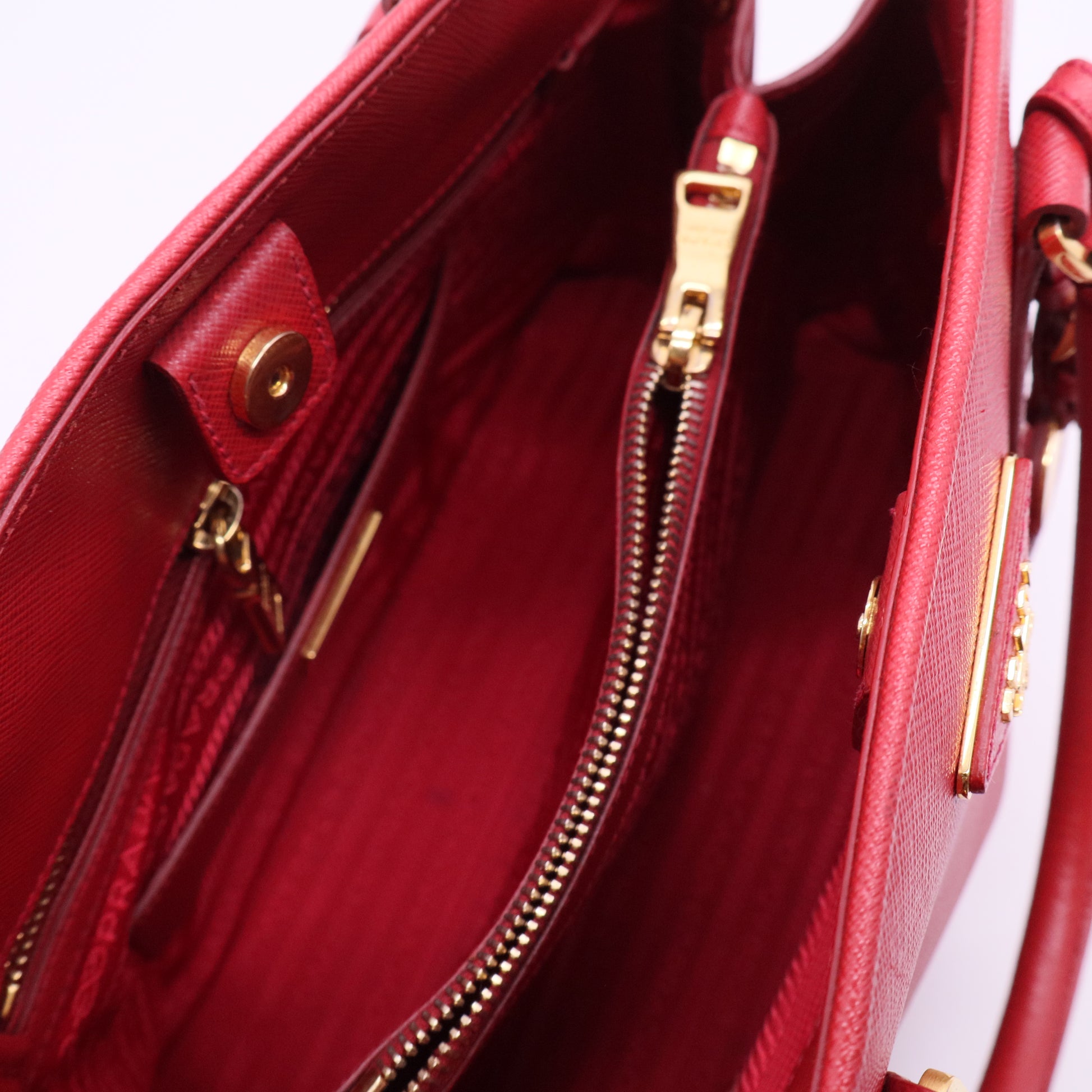 Saffiano Leather Promenade