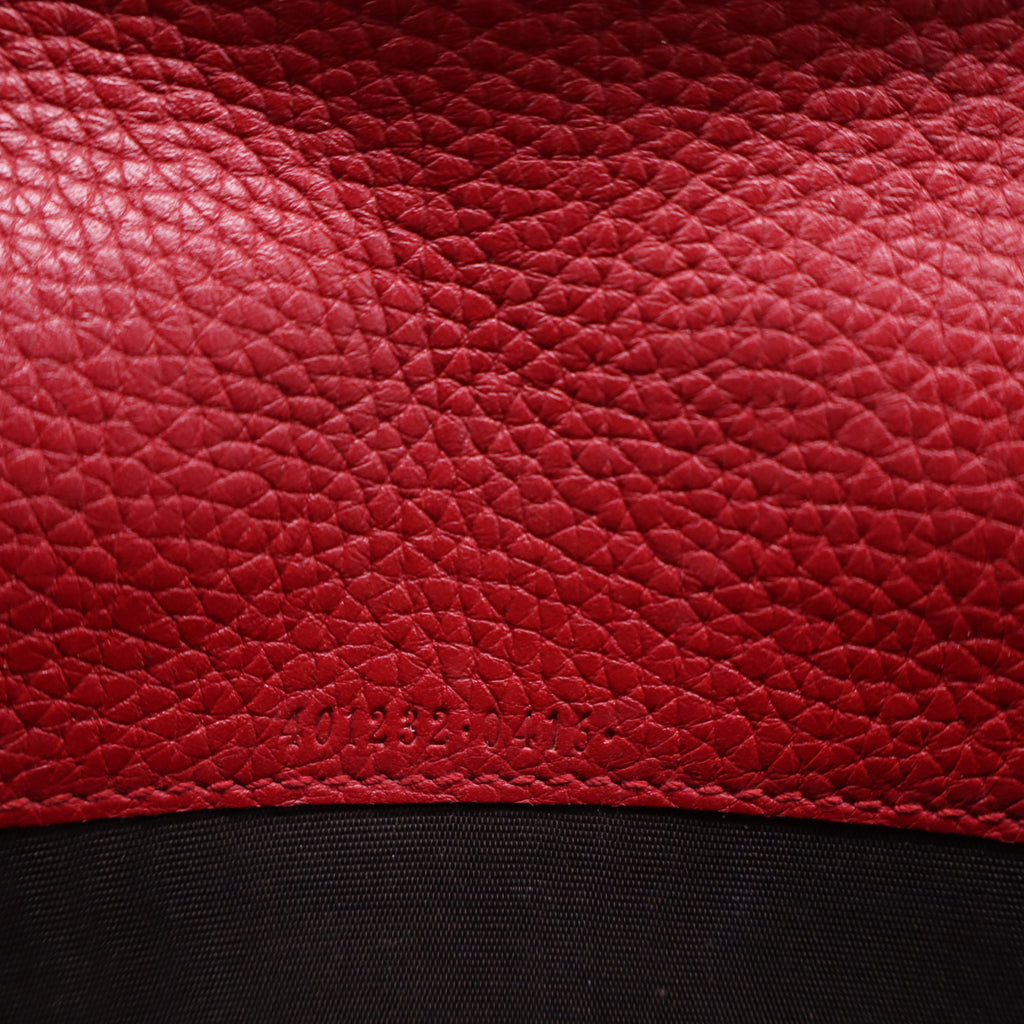 Gucci GG Marmont Leather Chain Wallet B22085