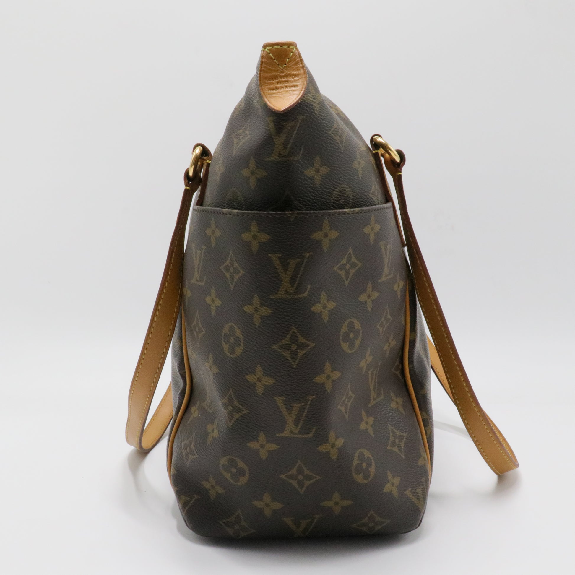 Totally Handbag Monogram Canvas MM
