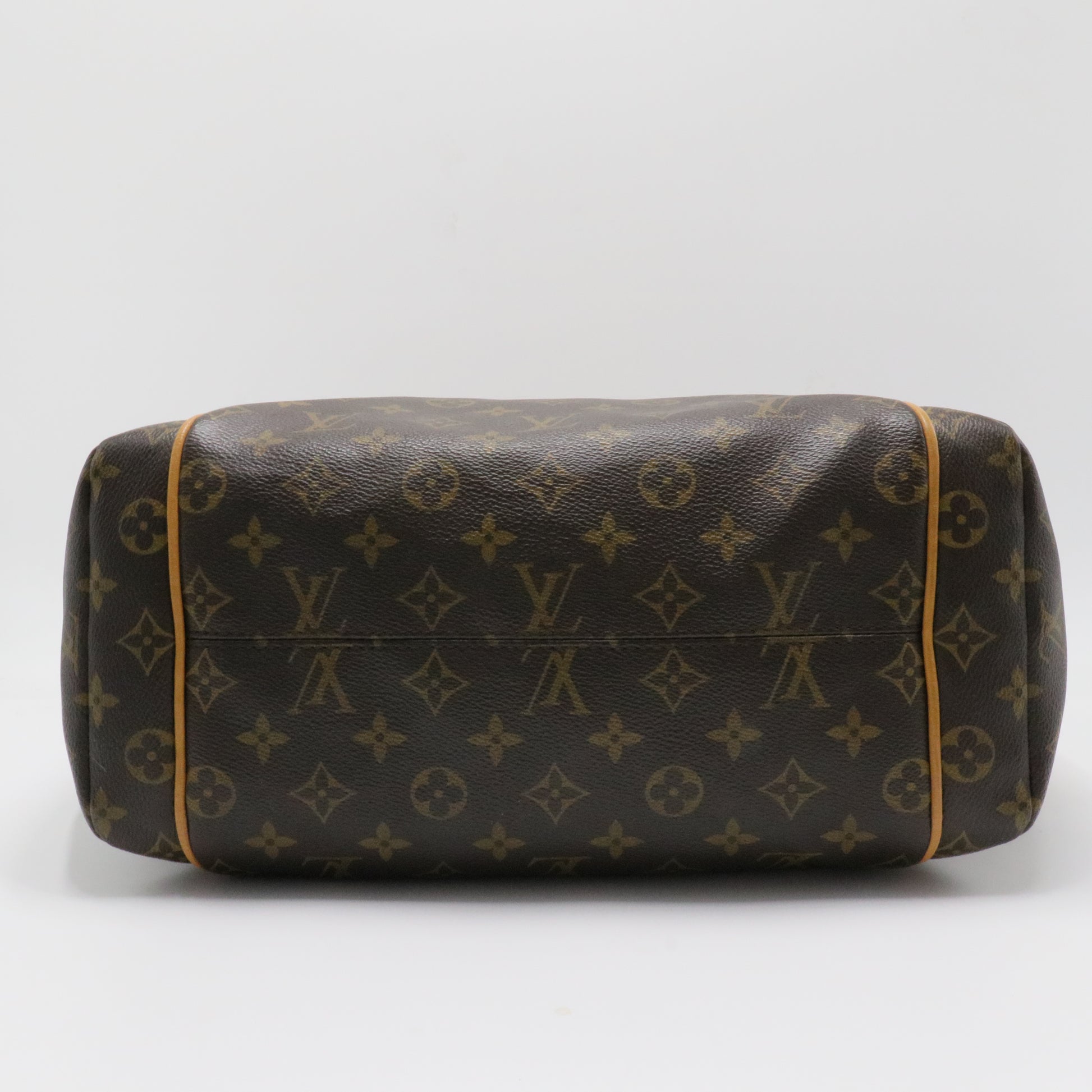 Totally Handbag Monogram Canvas MM