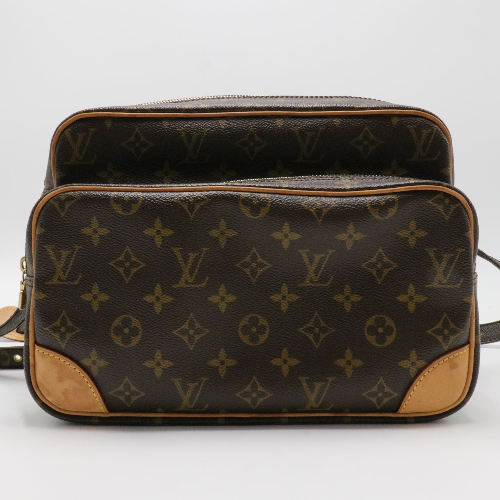 Nil Messenger Bag Monogram Canvas 28