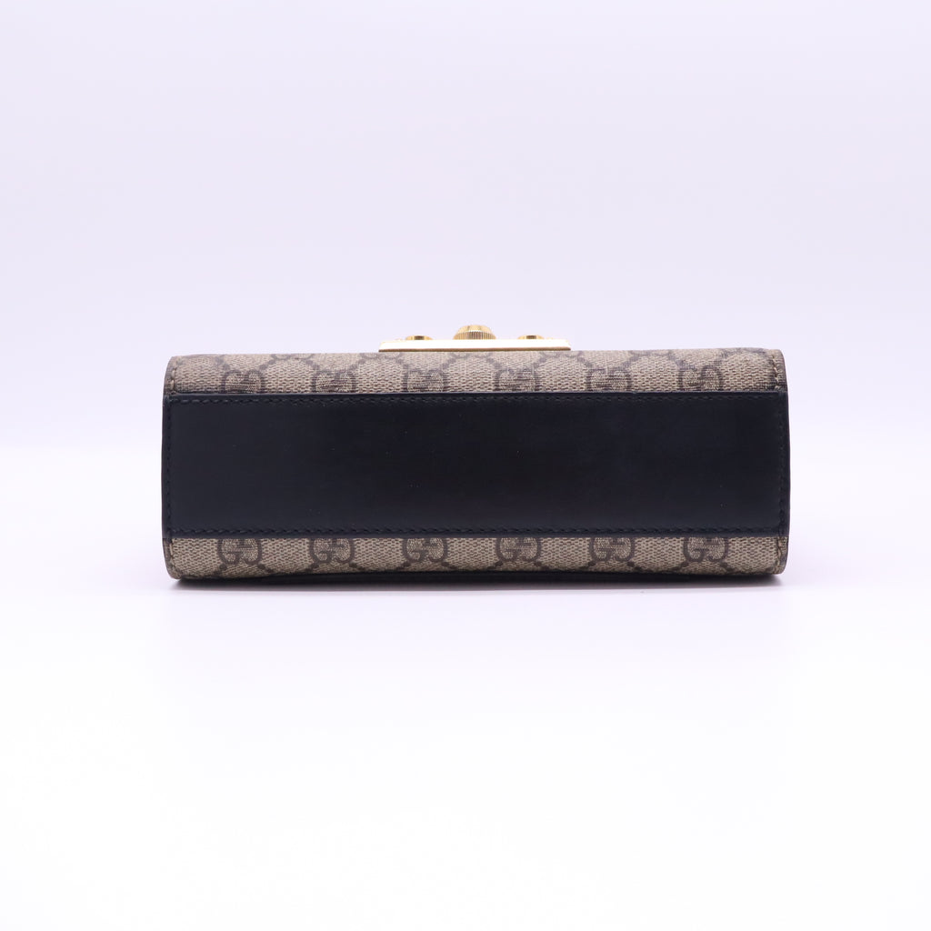 Gucci Shoulder Bag B21875