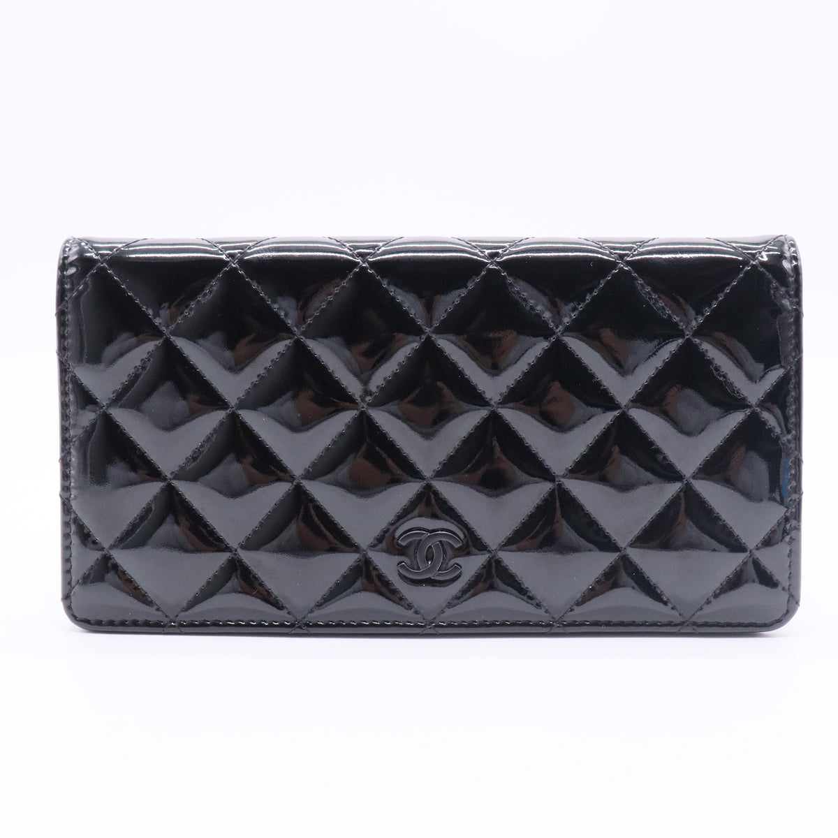 Patent Calfskin Quilted Yen Wallet Black