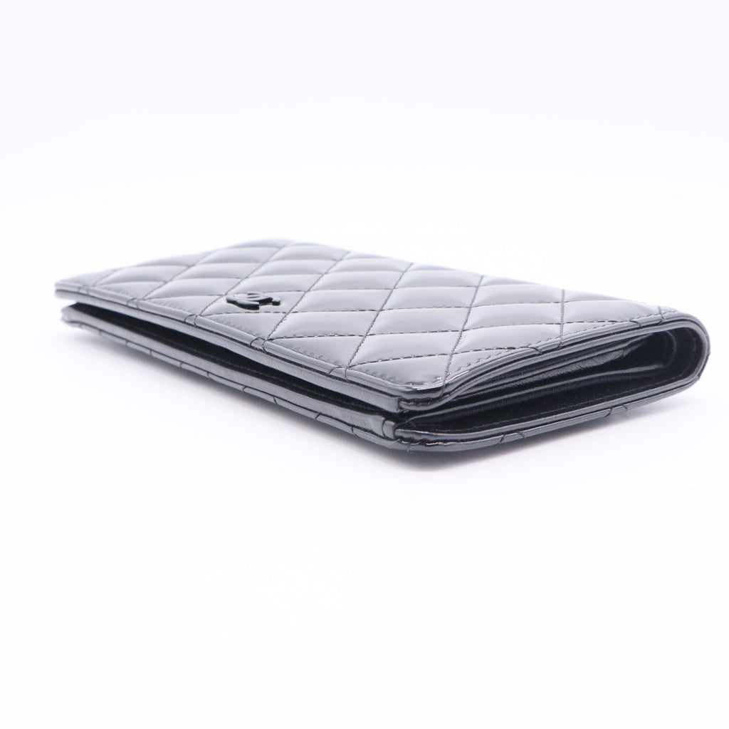 Patent Calfskin Quilted Yen Wallet Black