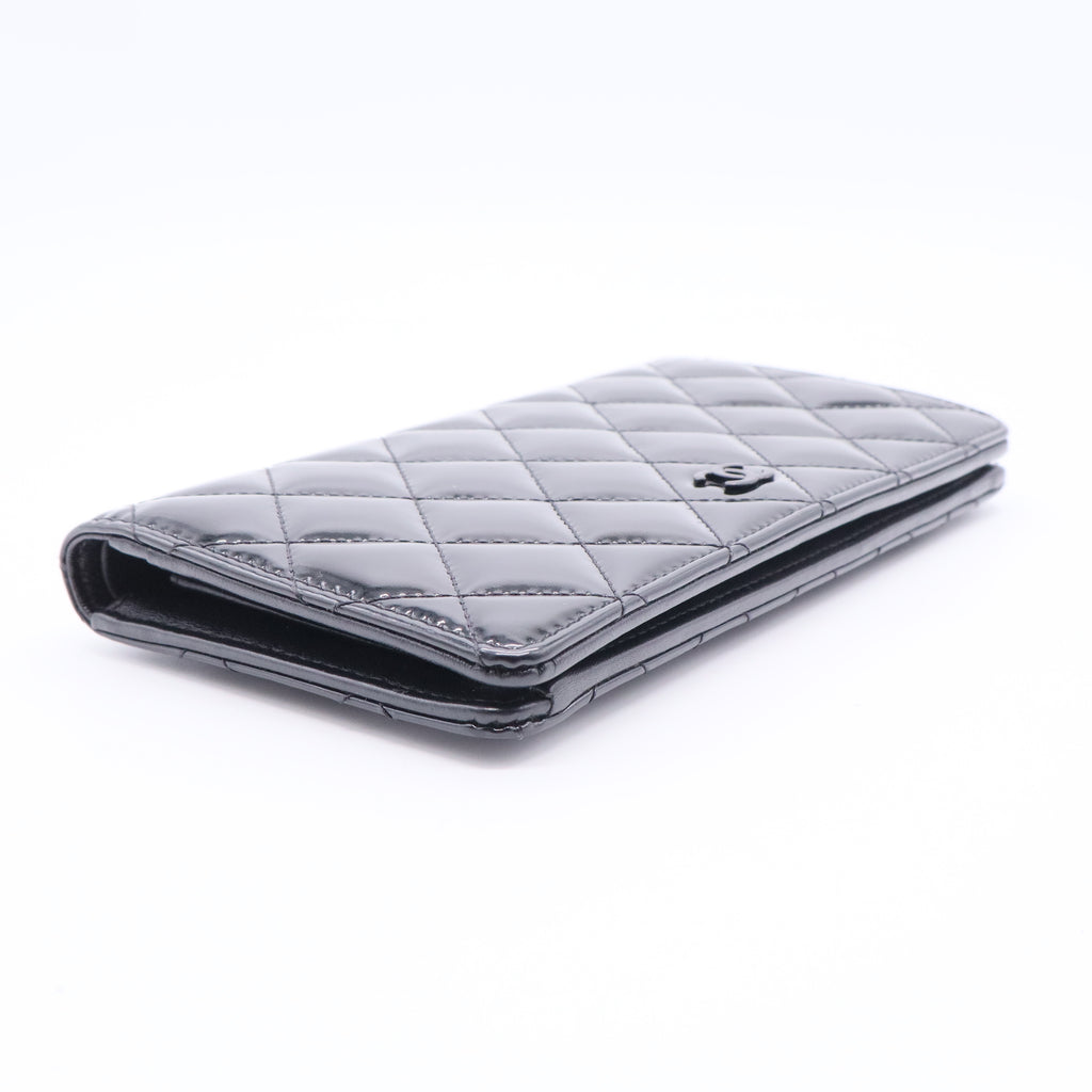 Patent Calfskin Quilted Yen Wallet Black