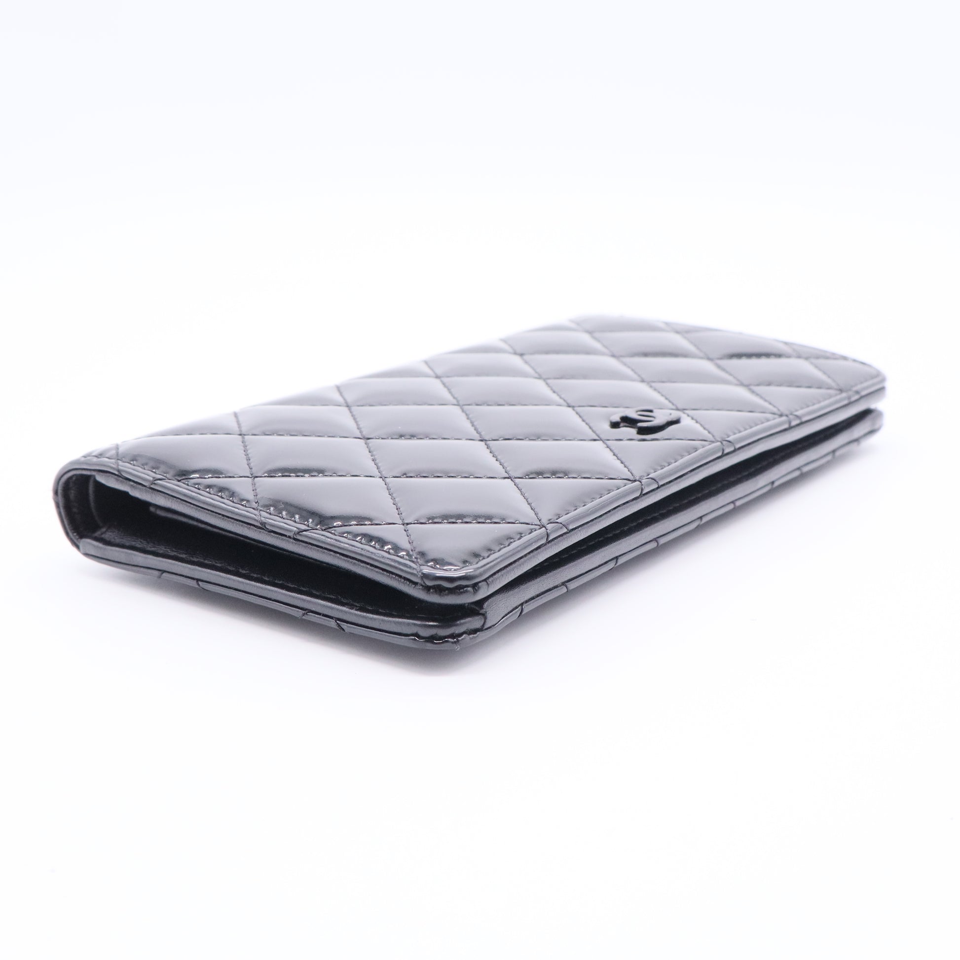Patent Calfskin Quilted Yen Wallet Black