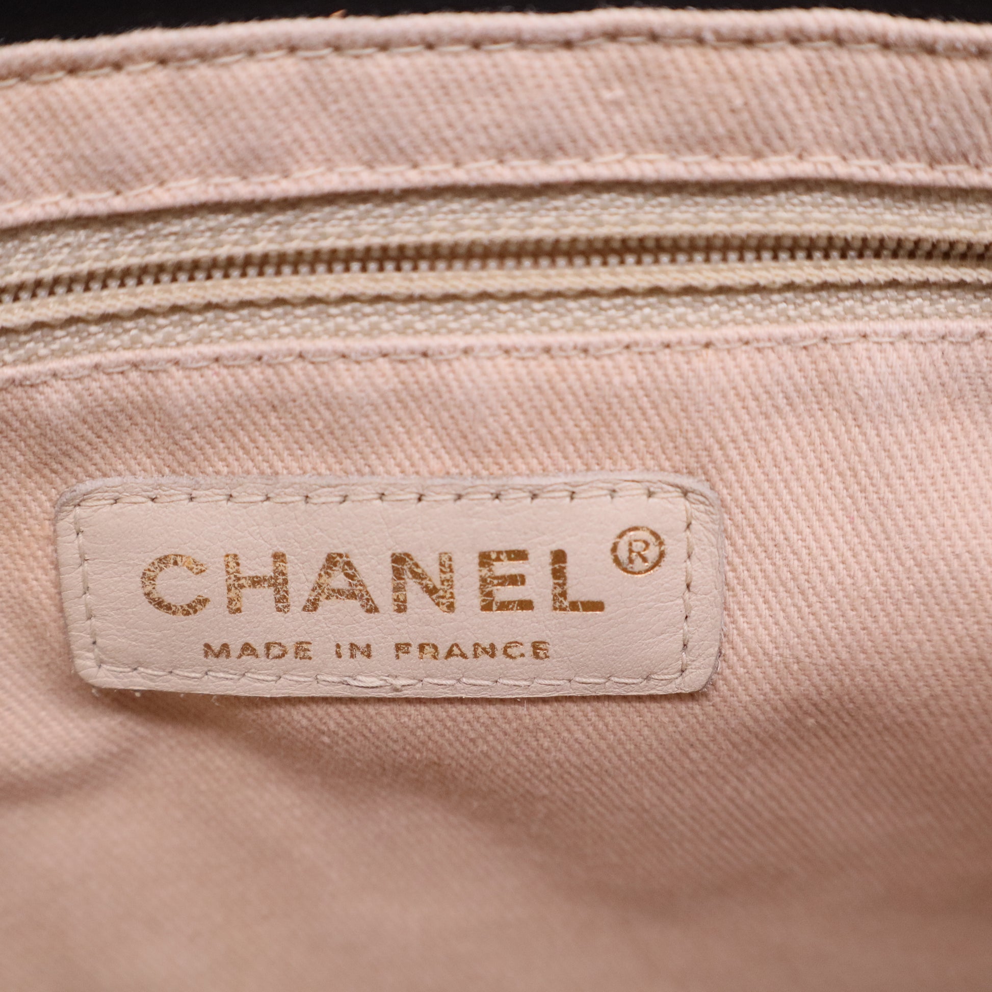 Lambskin Camellia Tote Black