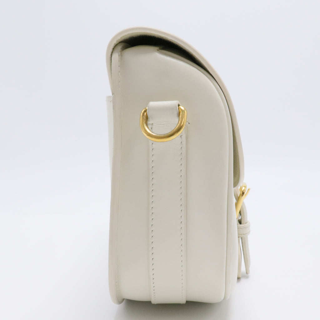 Box Calfskin Medium Bobby Flap Latte