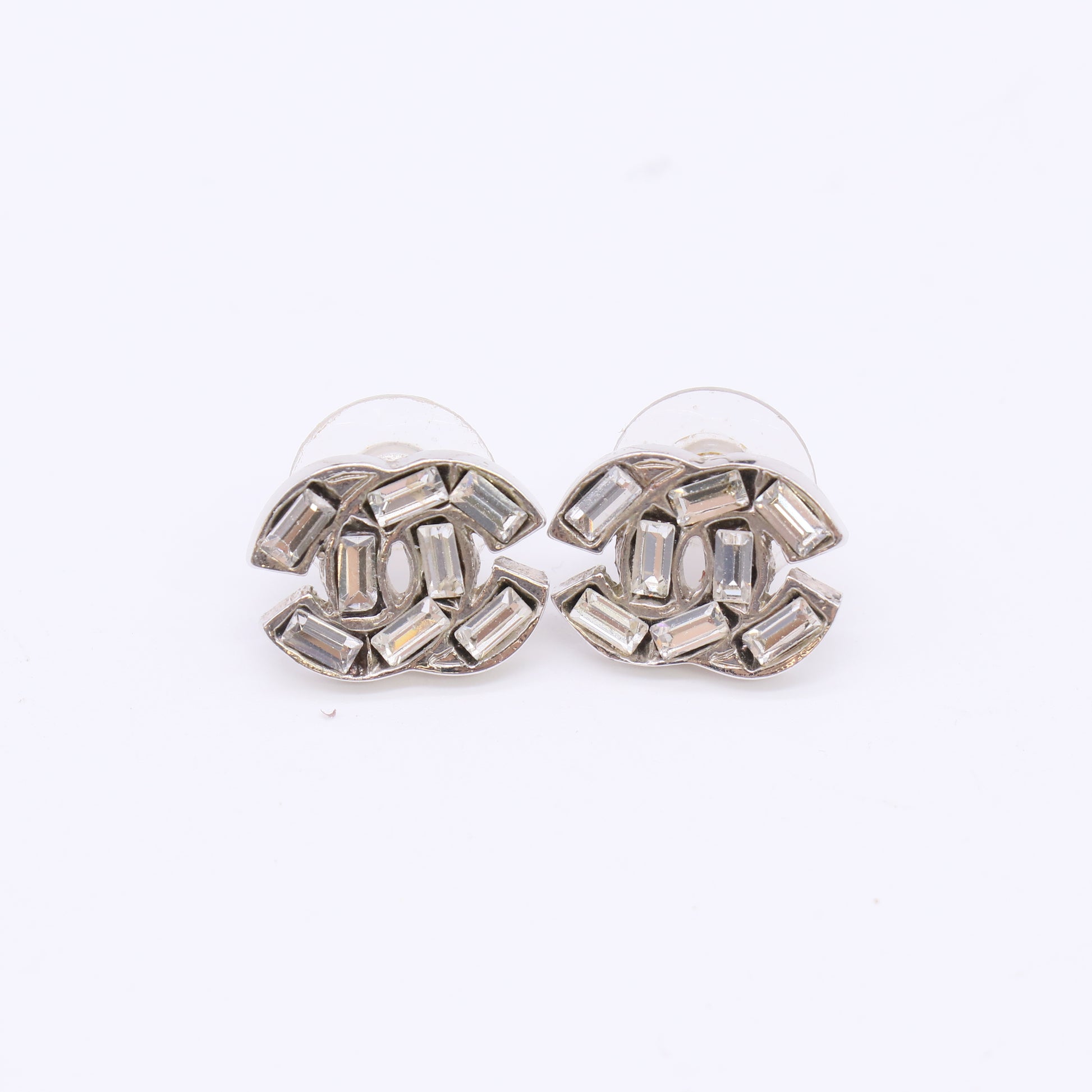 Chanel CC Logol Baguette Clip On Earrings Silvery Metal W22986