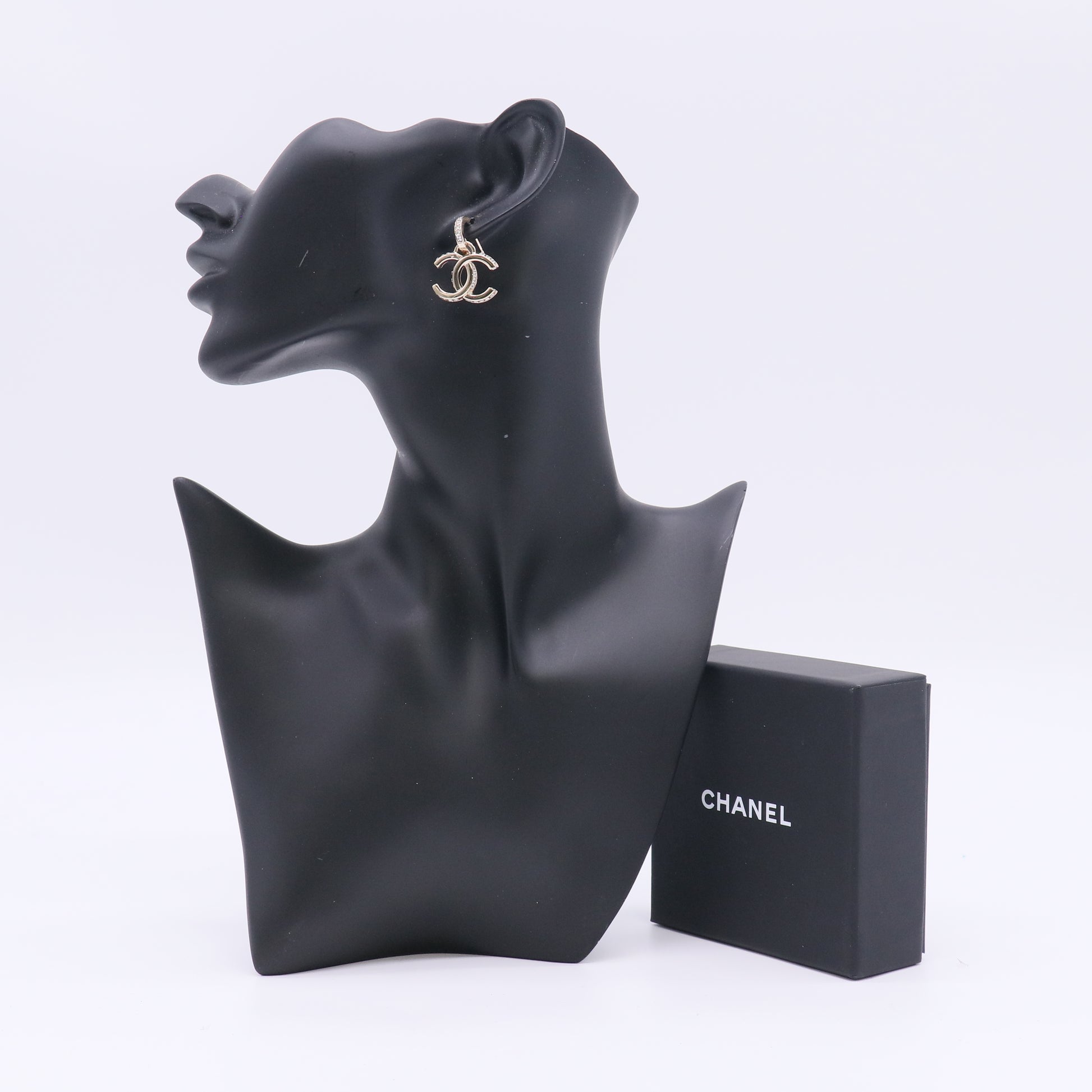 Chanel Gold CC Dangle Earrings W22978