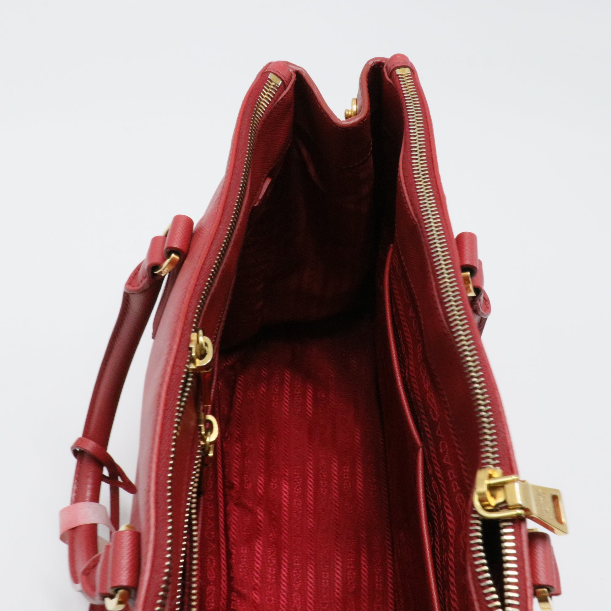 Lux Open Tote Saffiano Leather Medium