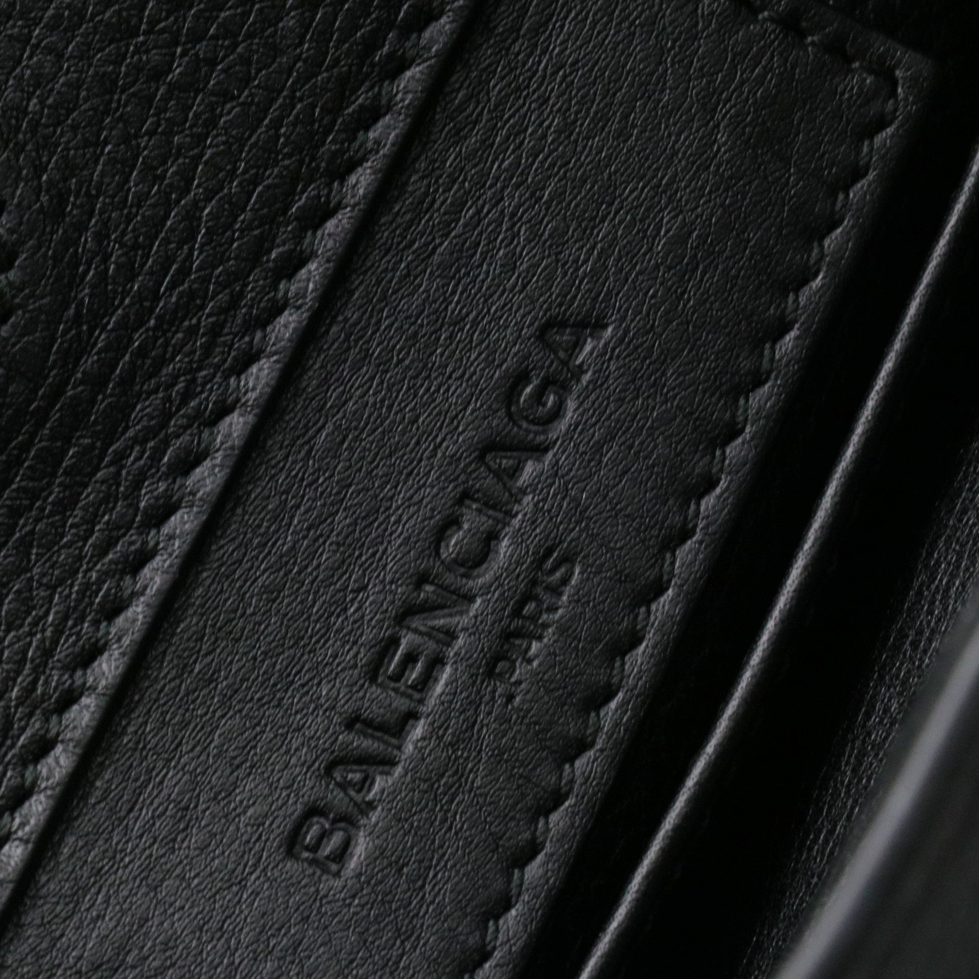 Calfskin Papier Mini A4 Zip Around Tote Black