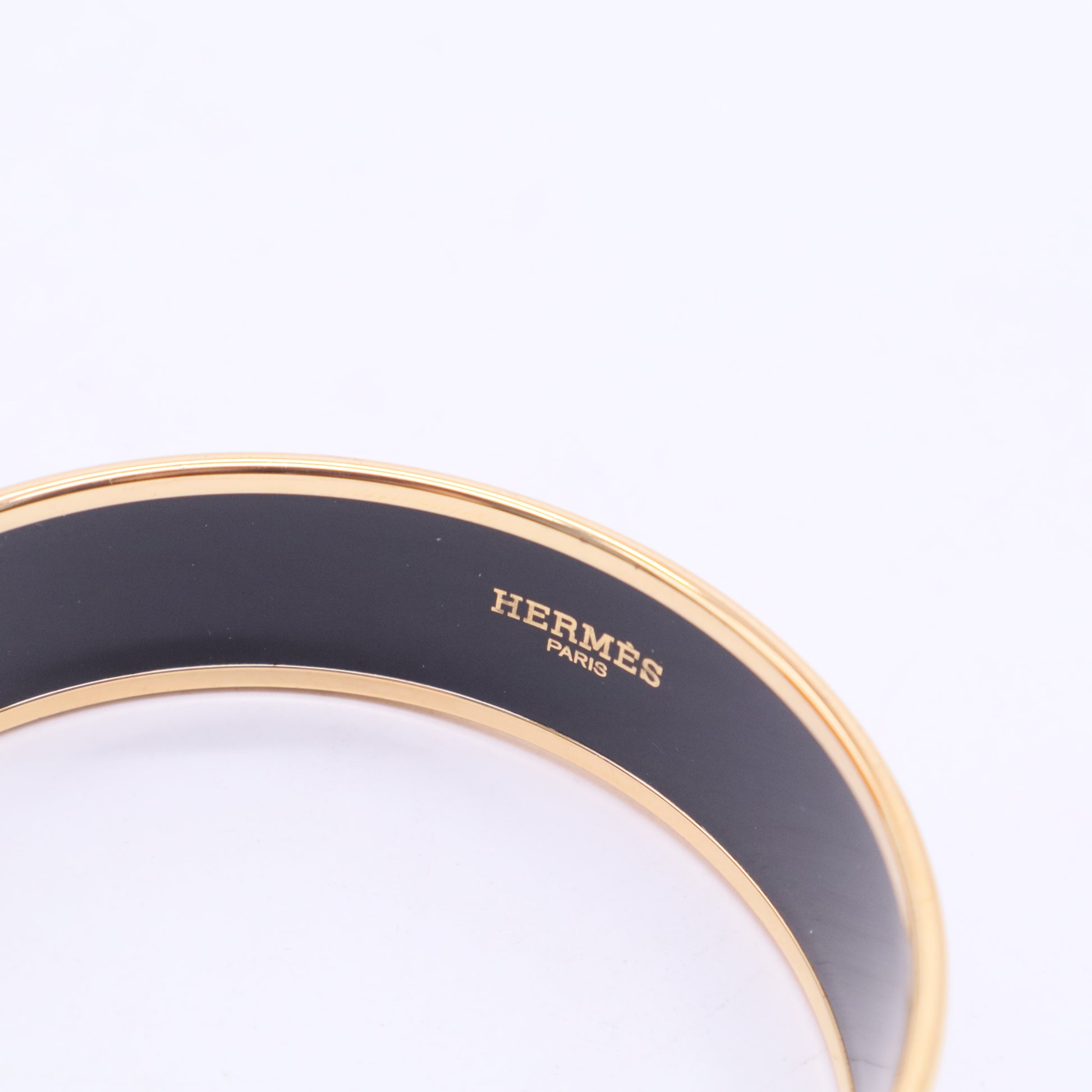 Wide Enamel Bangle Bracelet W20243