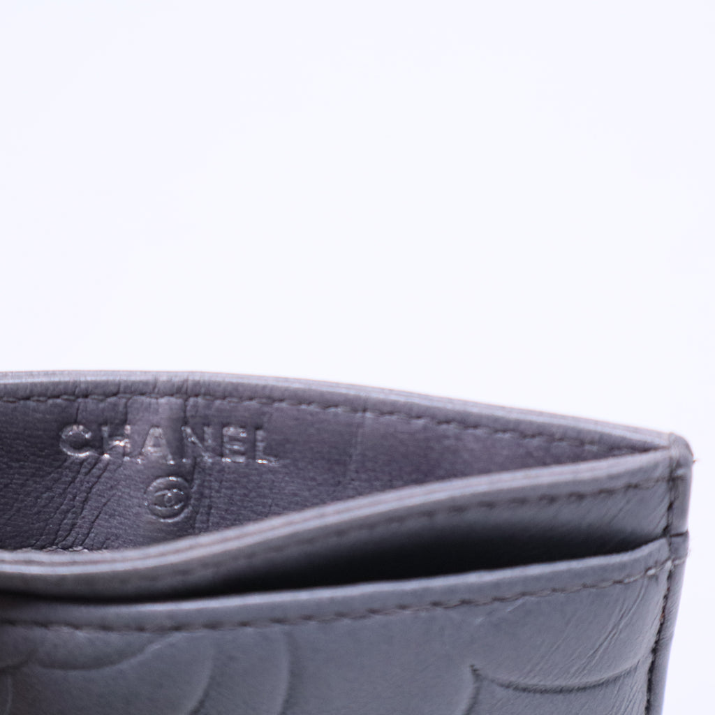 Classic Card Holder Camellia Caviar W20614