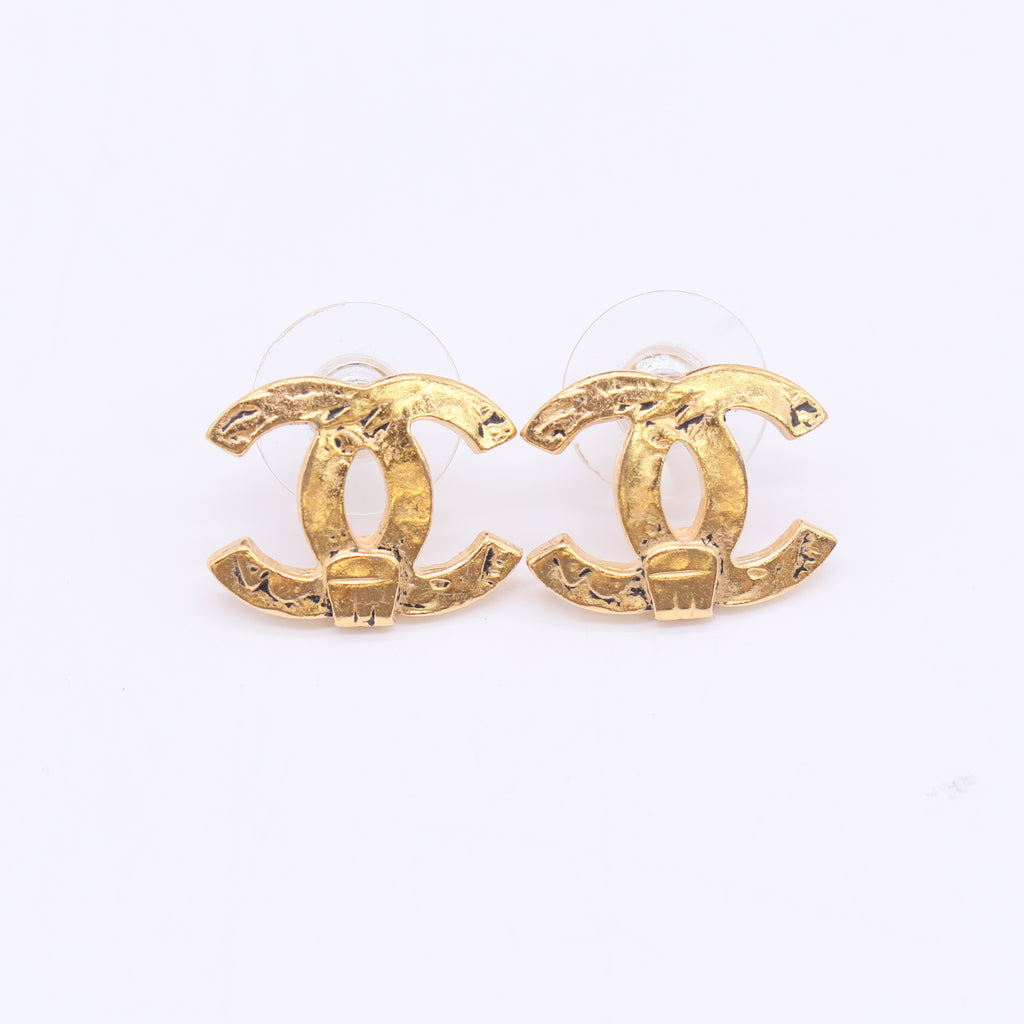 Chanel Vintage CC Earrings W22982