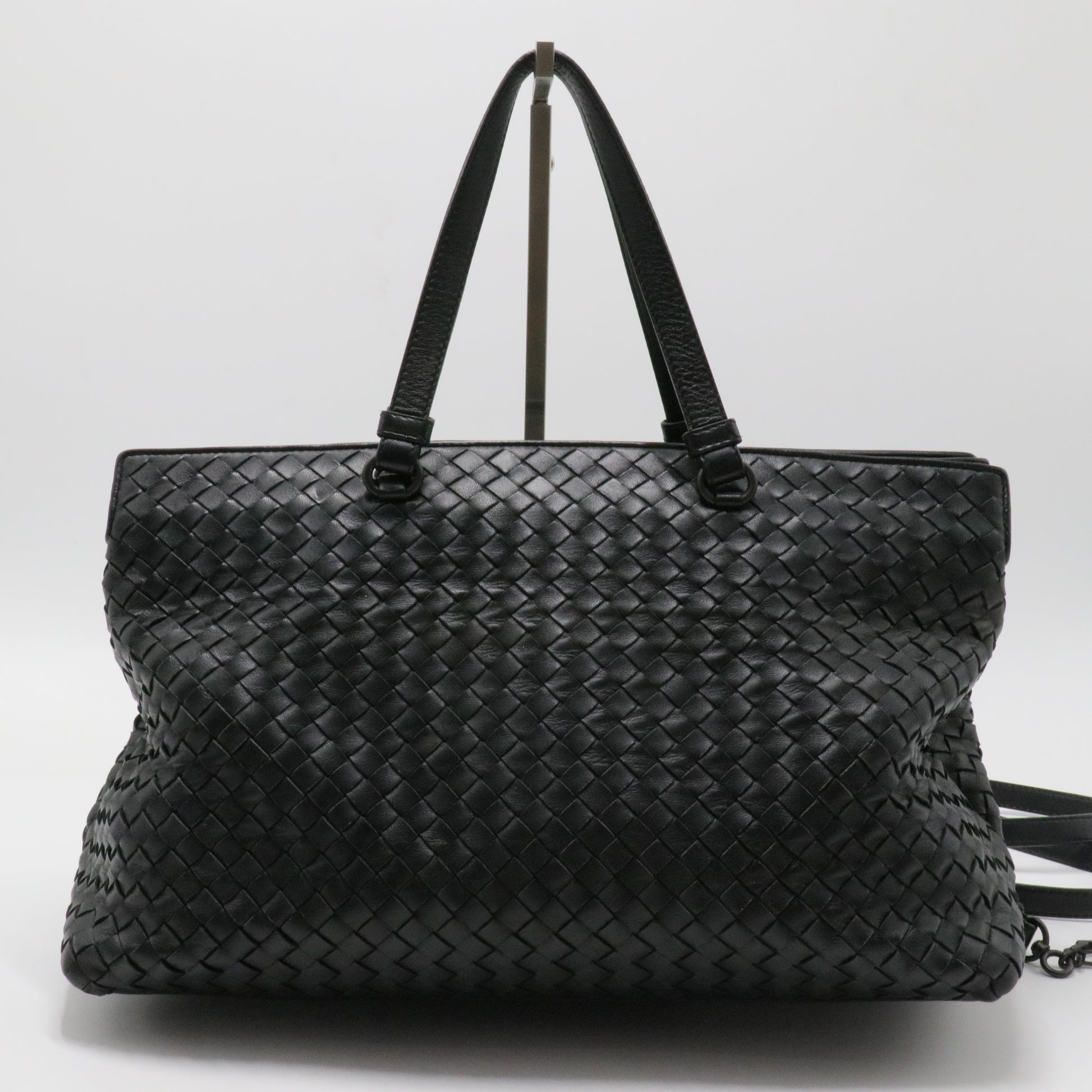 2-Pocket Convertible Tote Intrecciato Nappa Medium