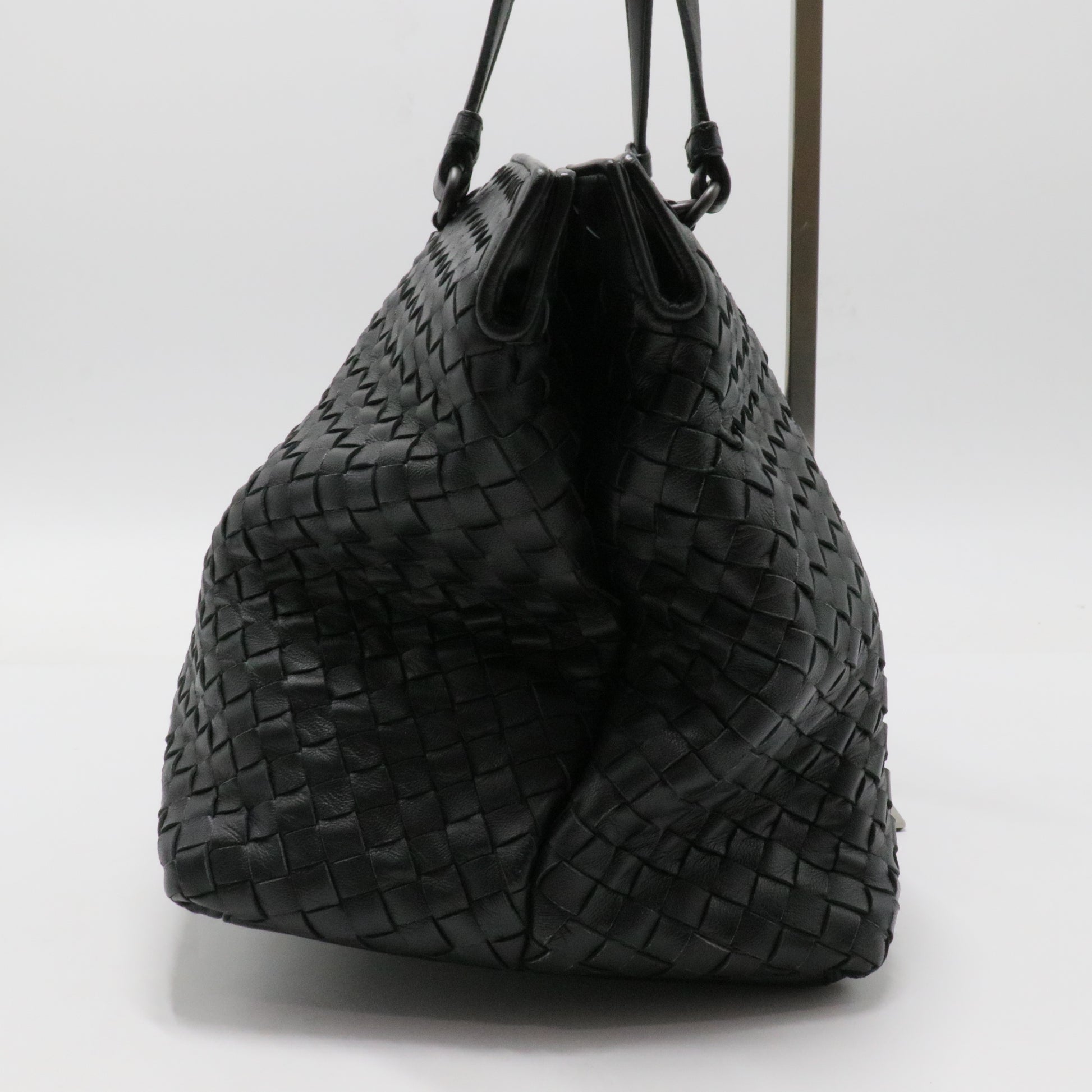 2-Pocket Convertible Tote Intrecciato Nappa Medium