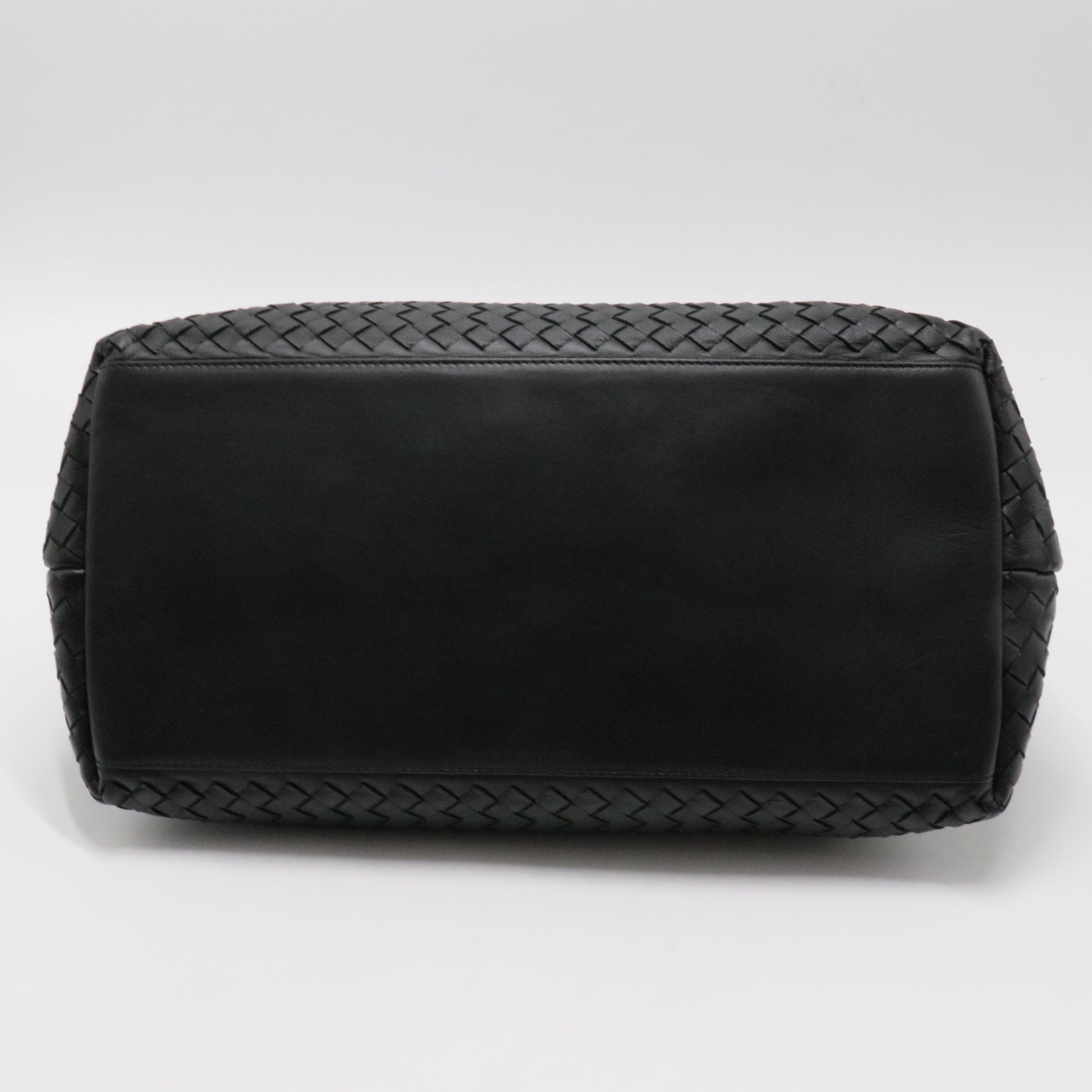 2-Pocket Convertible Tote Intrecciato Nappa Medium