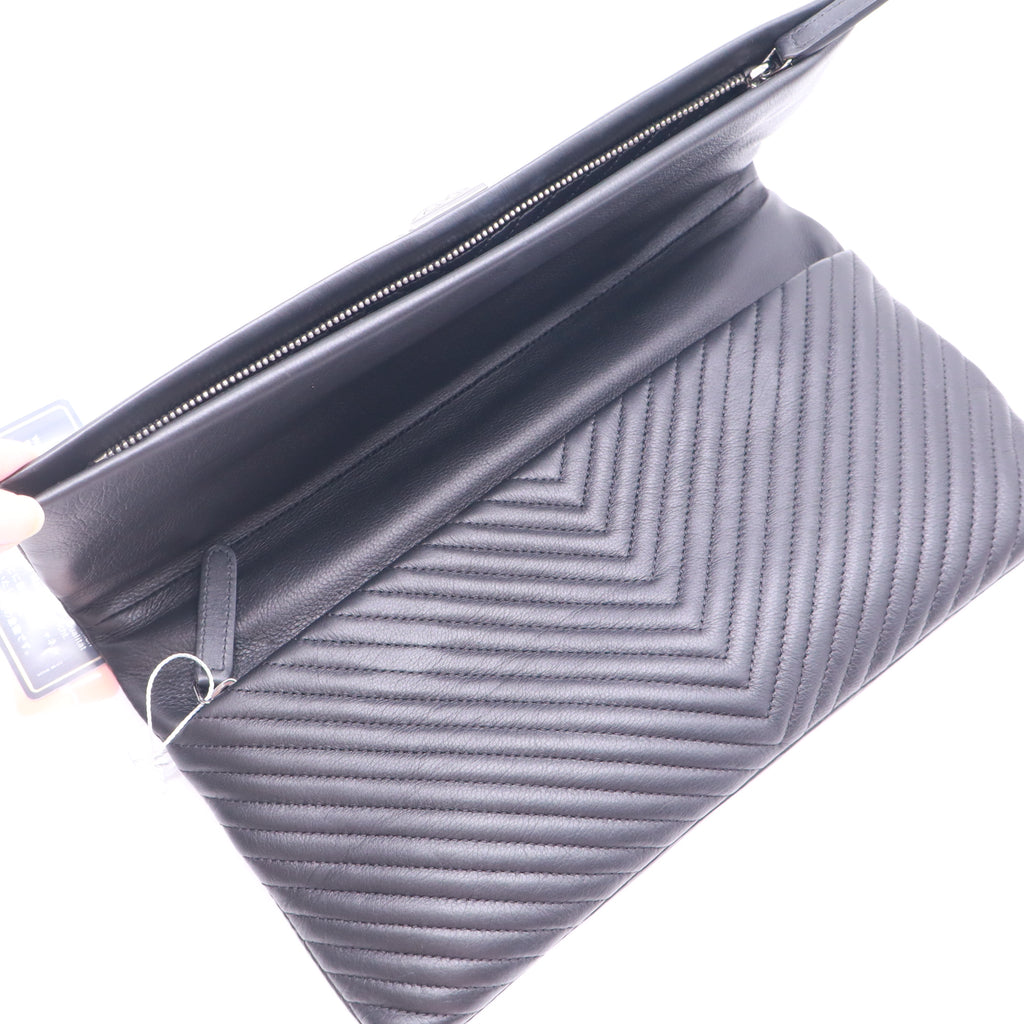Chanel Boy Beauty CC Clutch Chevron Leather twins LDZ783