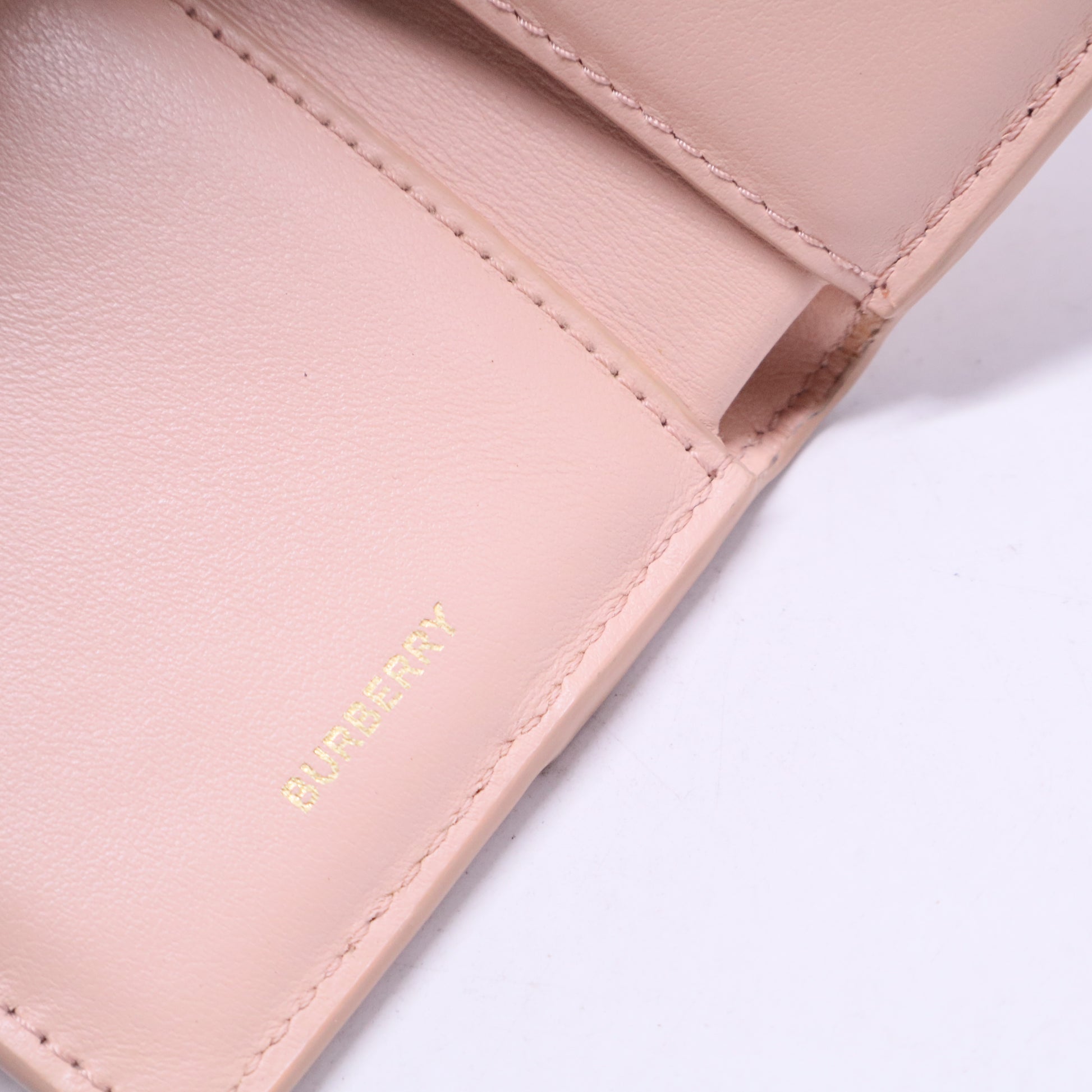 Horseferry Print Leather Folding Wallet W20536