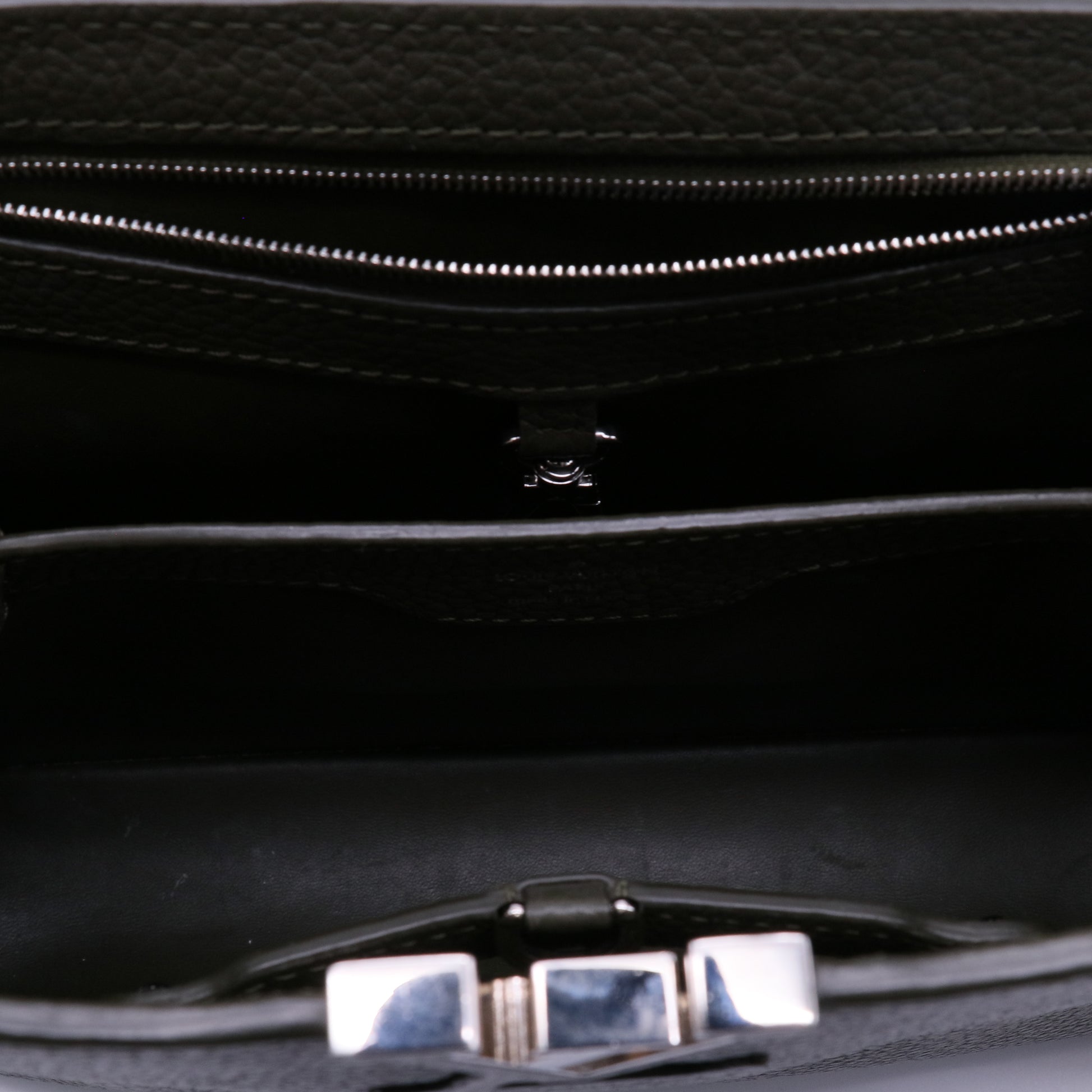 Capucines Bag Leather BB Twins LDJ4027