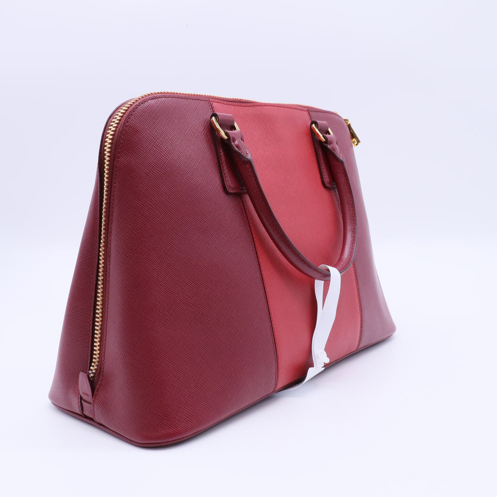 Triangle Logo Plate Saffiano Handbag Twins B21874