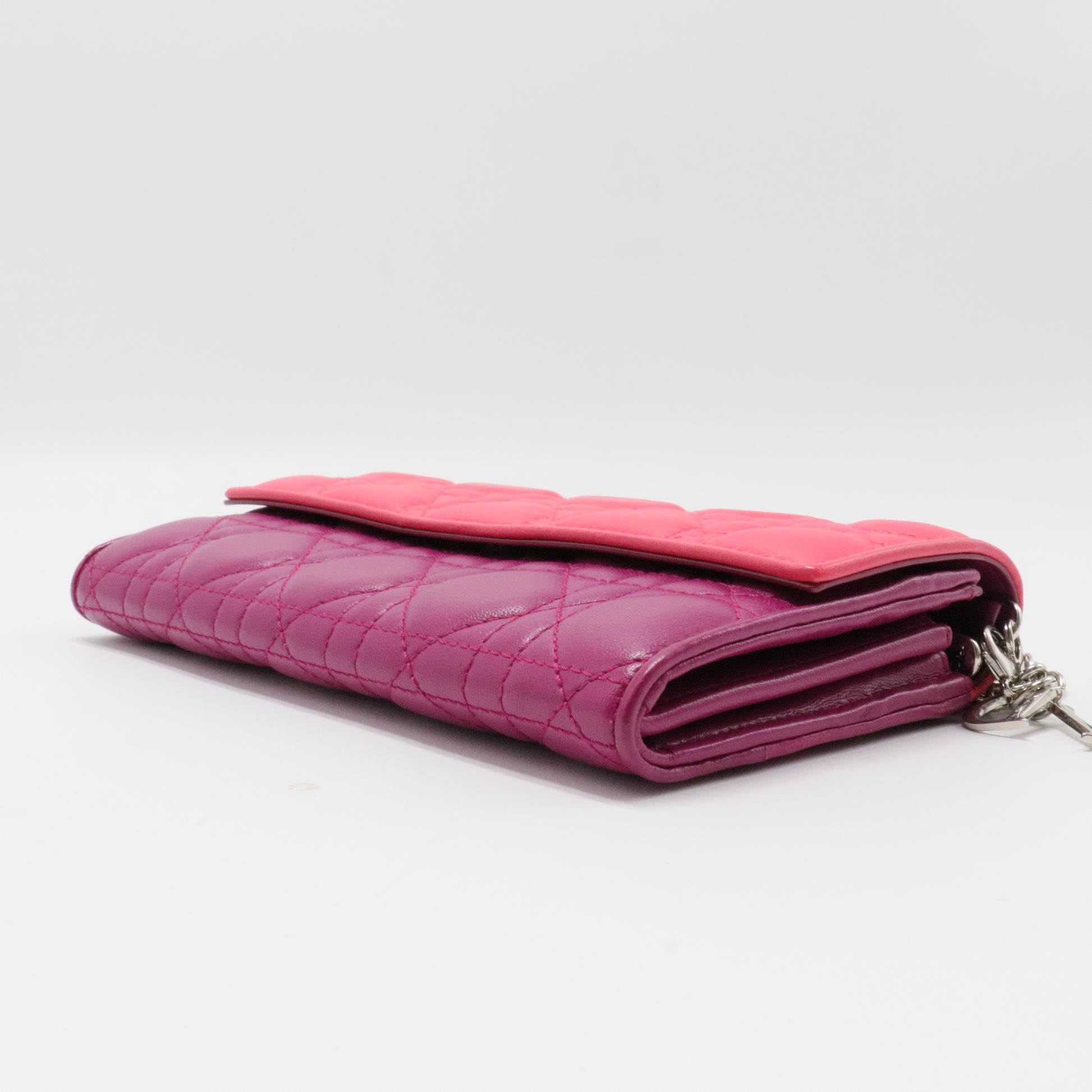 Wallet On Chain WOC Pink