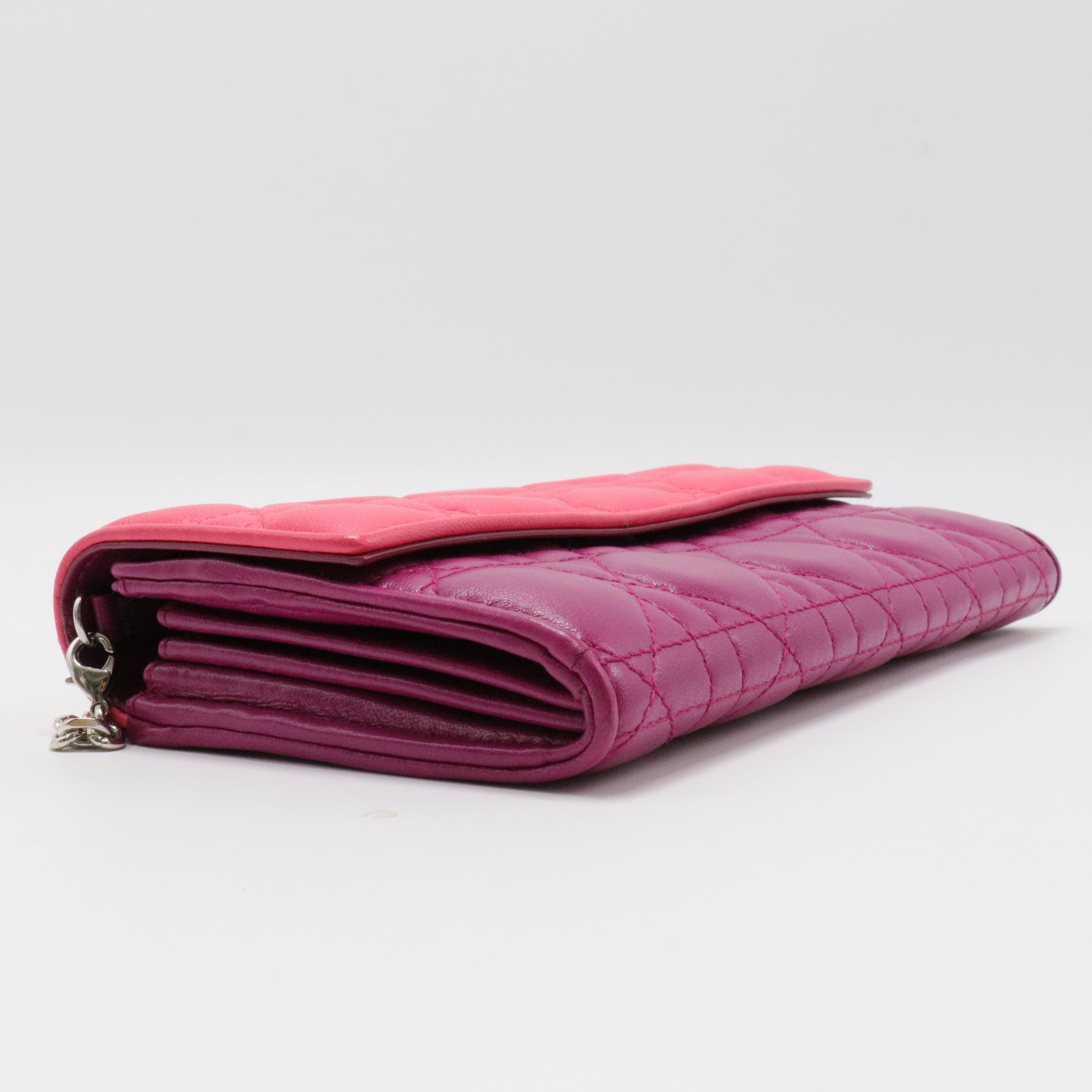 Wallet On Chain WOC Pink