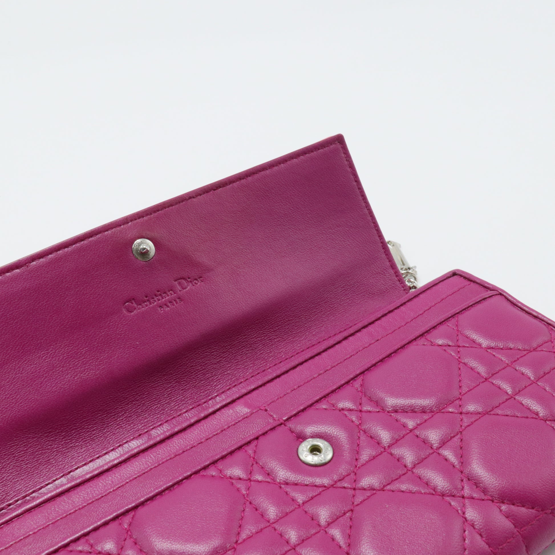 Wallet On Chain WOC Pink