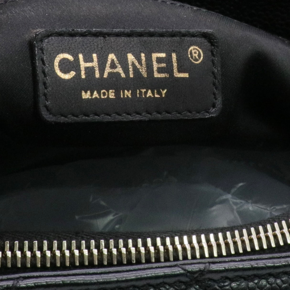 Caviar Quilted Grand Shopping Tote GST Black twins