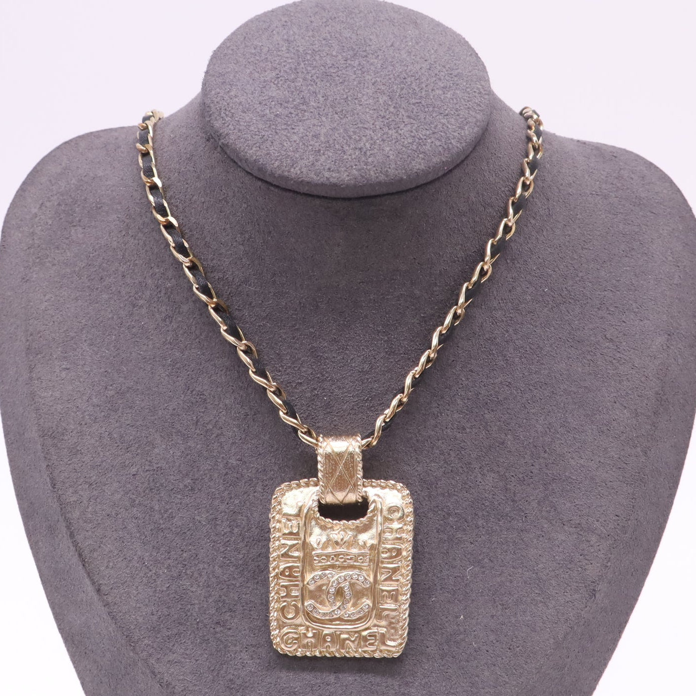 Chanel ID Tag Charm Necklace Gold twins LDJ4900