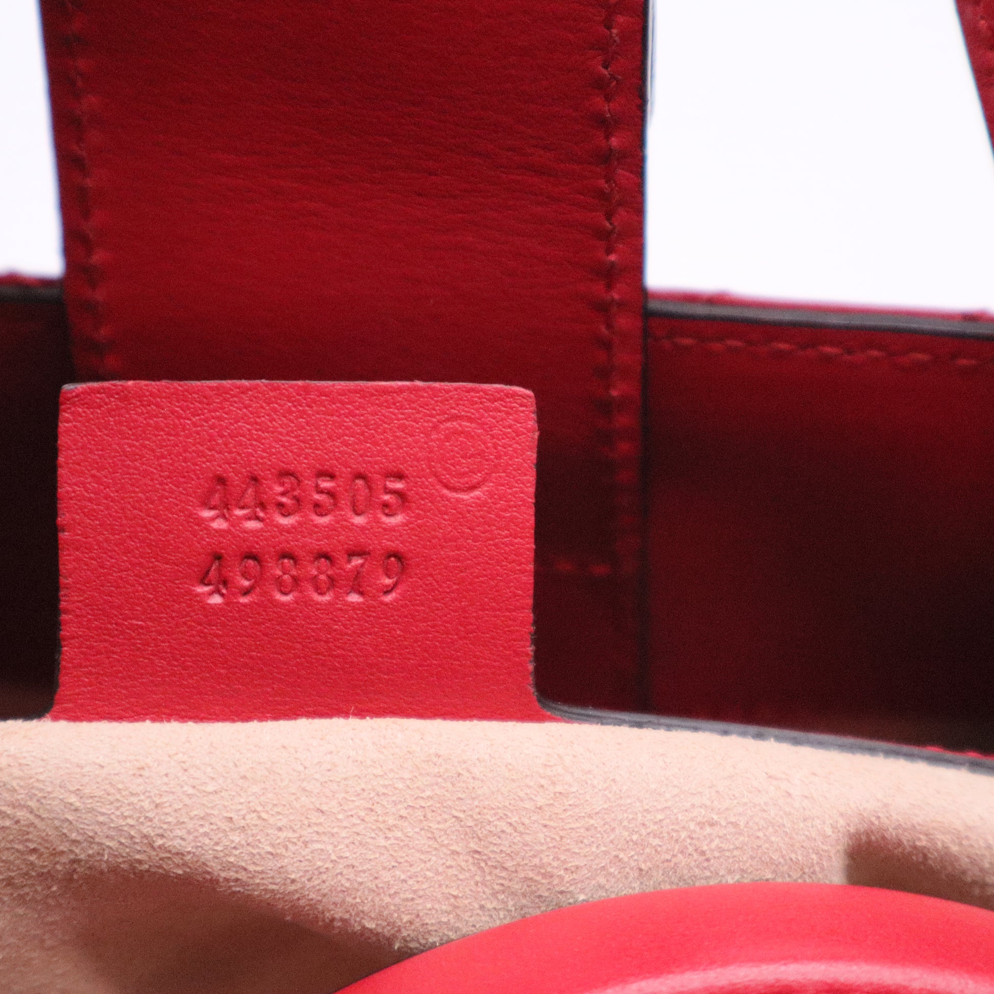 Calfskin Matelasse Medium GG Marmont Tote