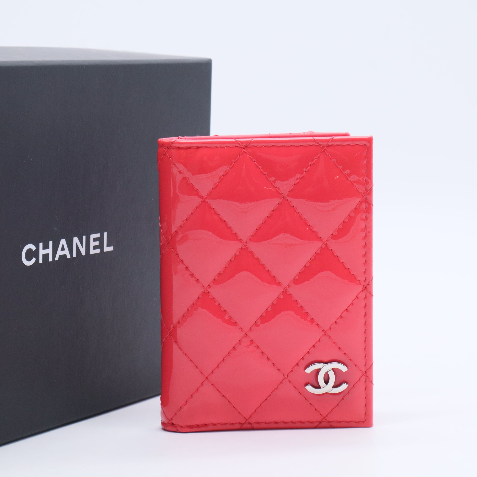 Pink Quilted Patent Leather Compact ID Wallet W20266