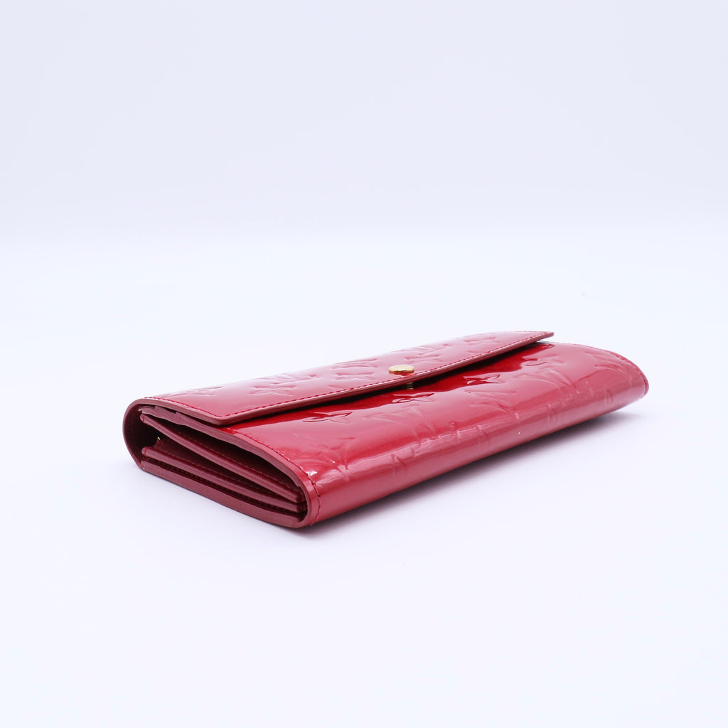 Louis Vuitton Monogram Vernis Sarah Wallet twins W21321